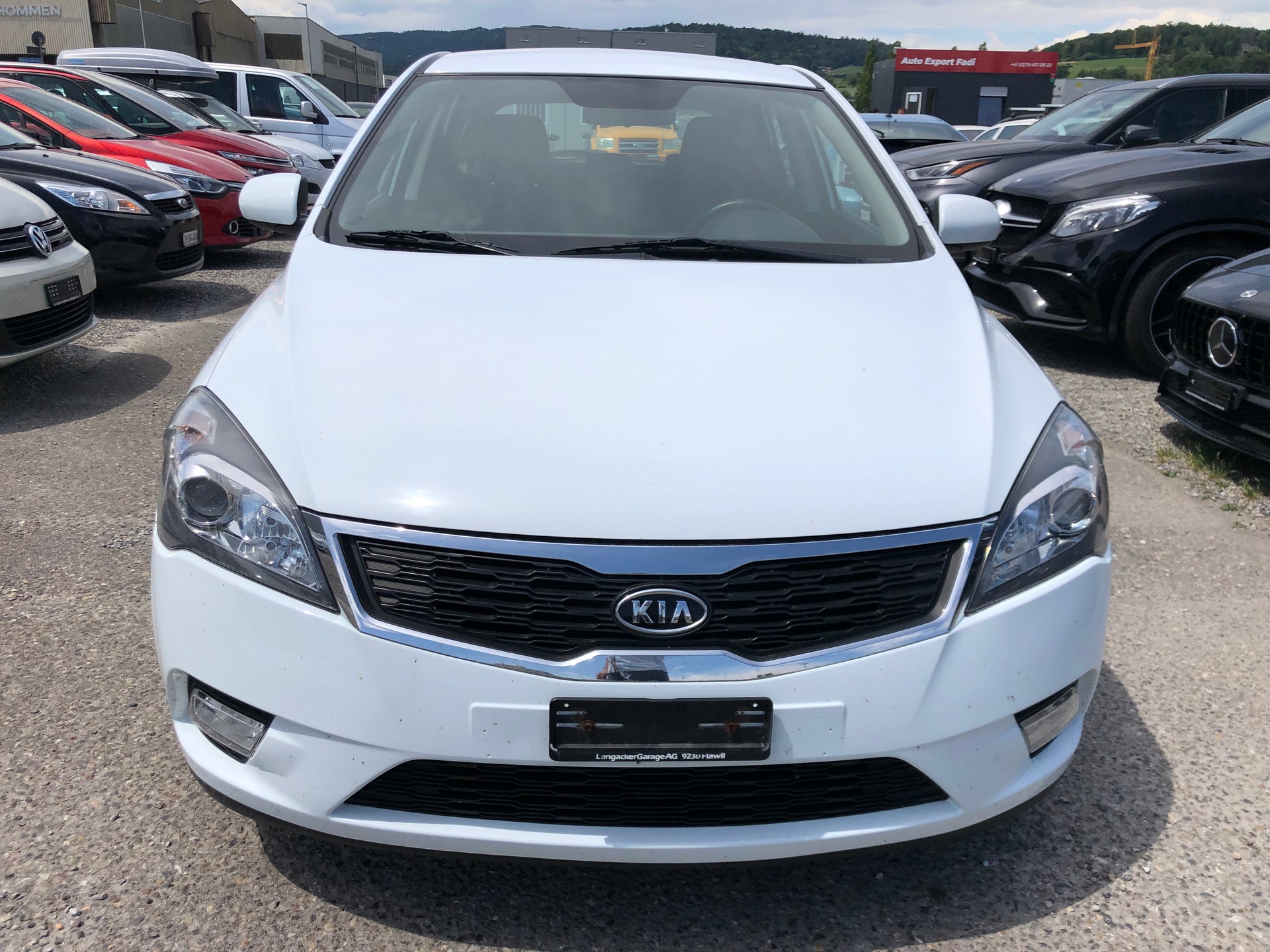KIA Cee'd 1.4 16V _seven-showroom-element-1