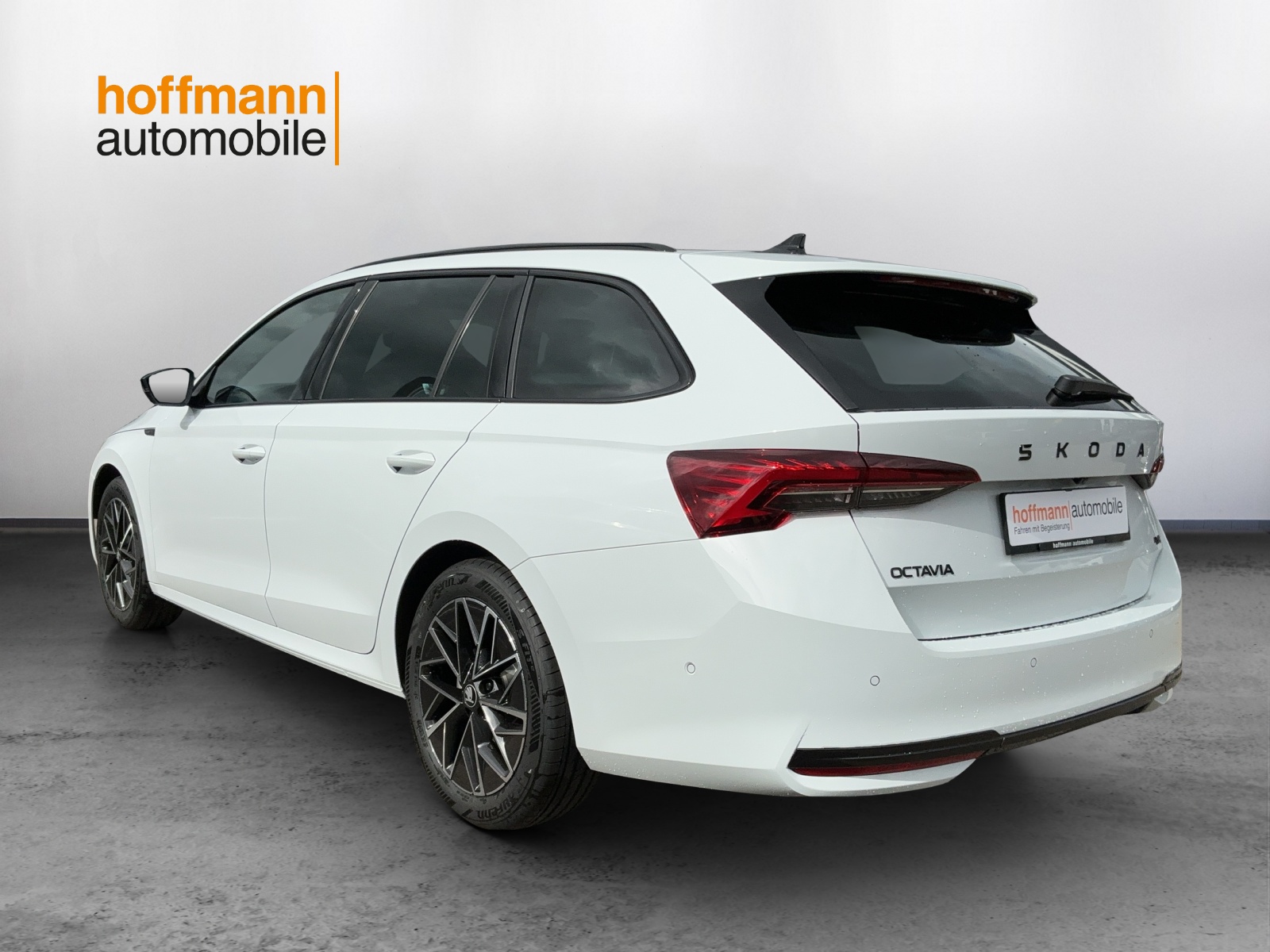 SKODA Octavia Combi 2.0 TSI DSG Dynamic 4x4-image-5