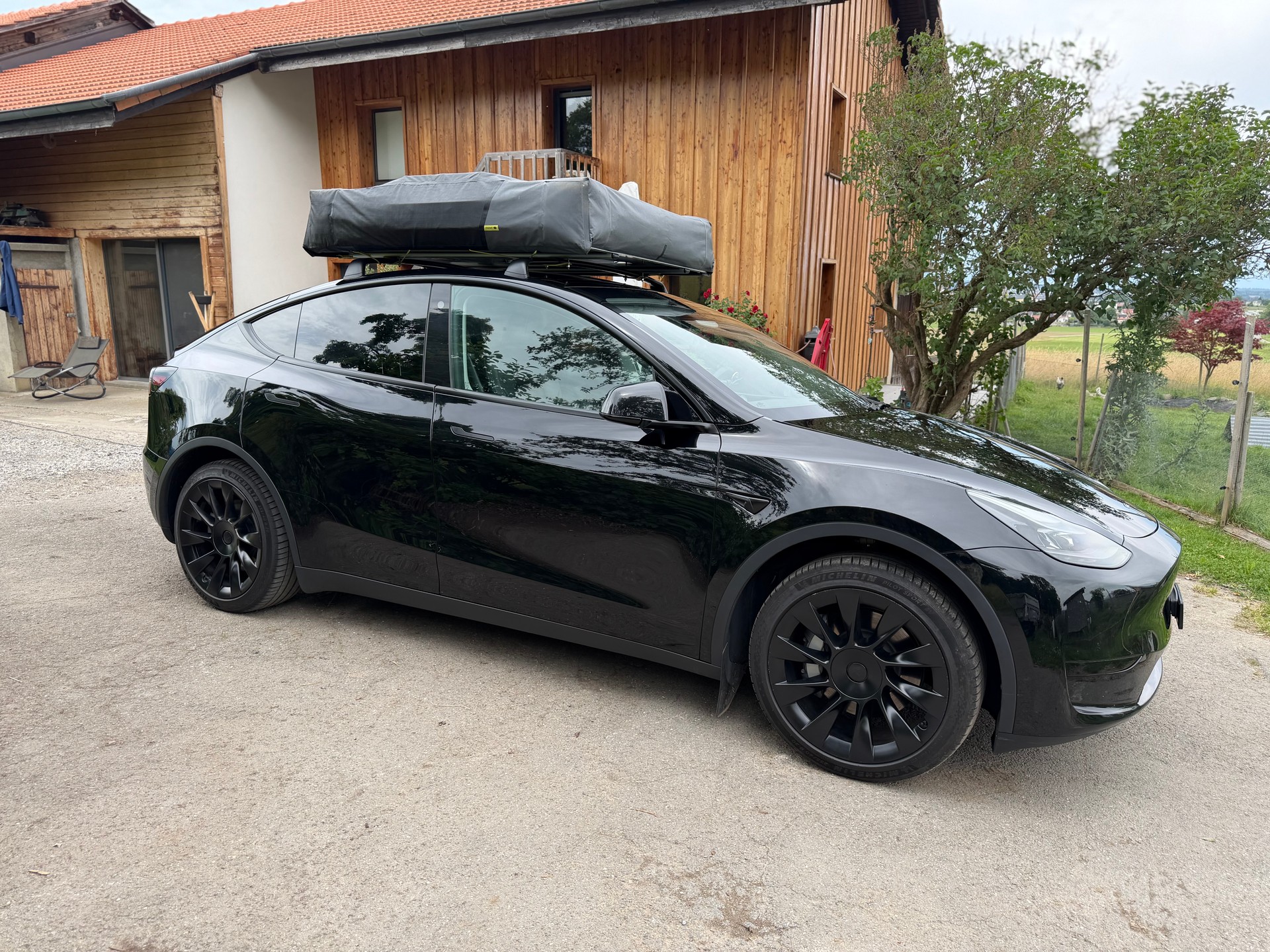 TESLA Long Range-image-2