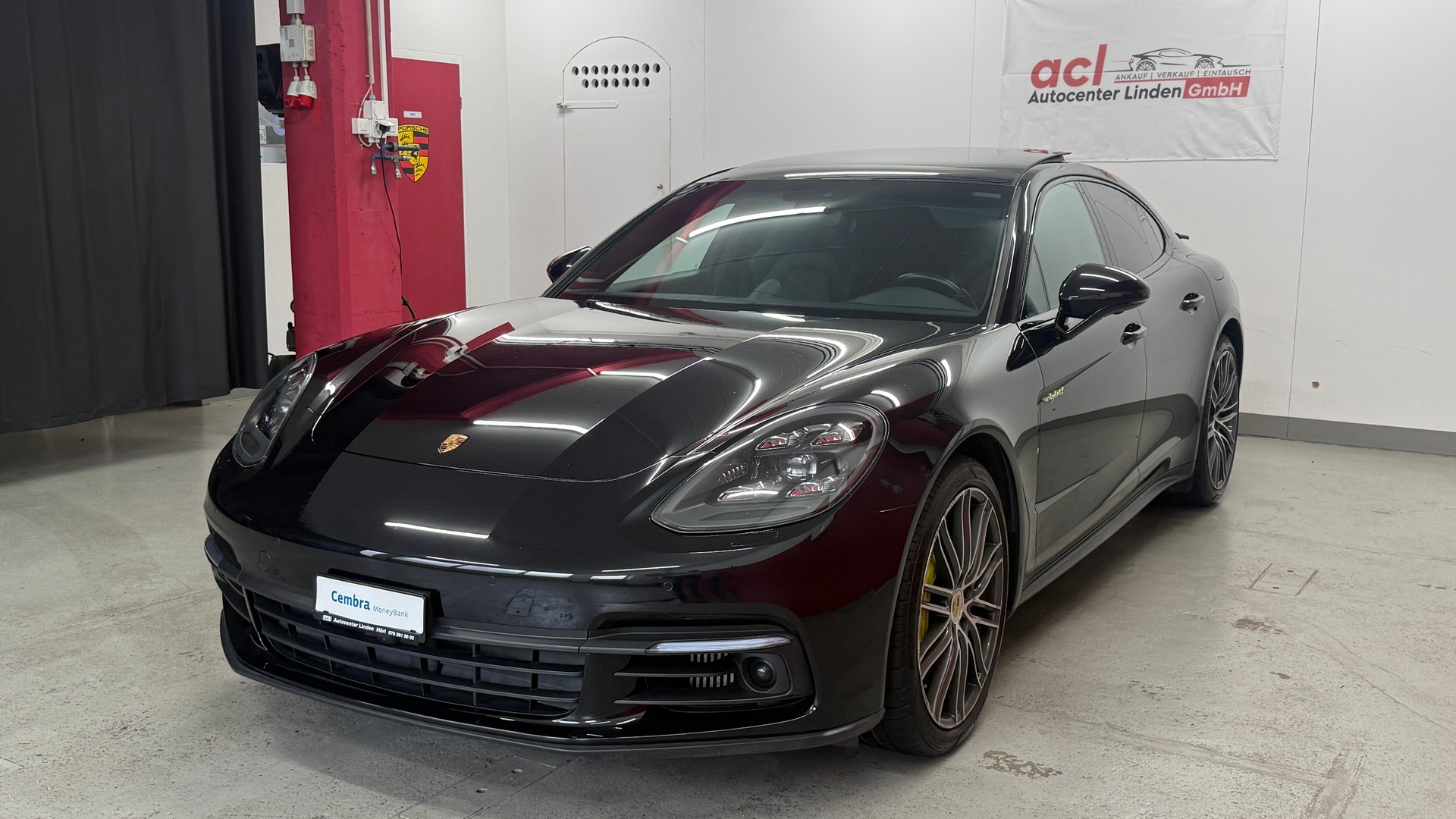 PORSCHE Panamera 4 E-Hybrid PDK, frisch ab MFK 1 Jahre oder 20000km Garantie, CH Fahrzeug mit voller Ausstattung-showroom-element-2