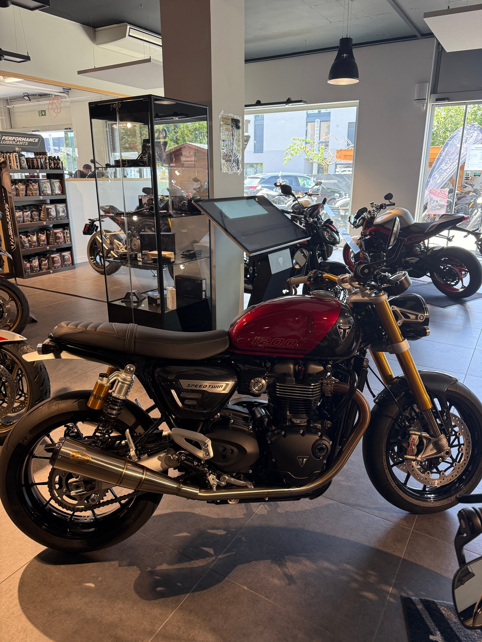 TRIUMPH Speed Twin 1200-image-0