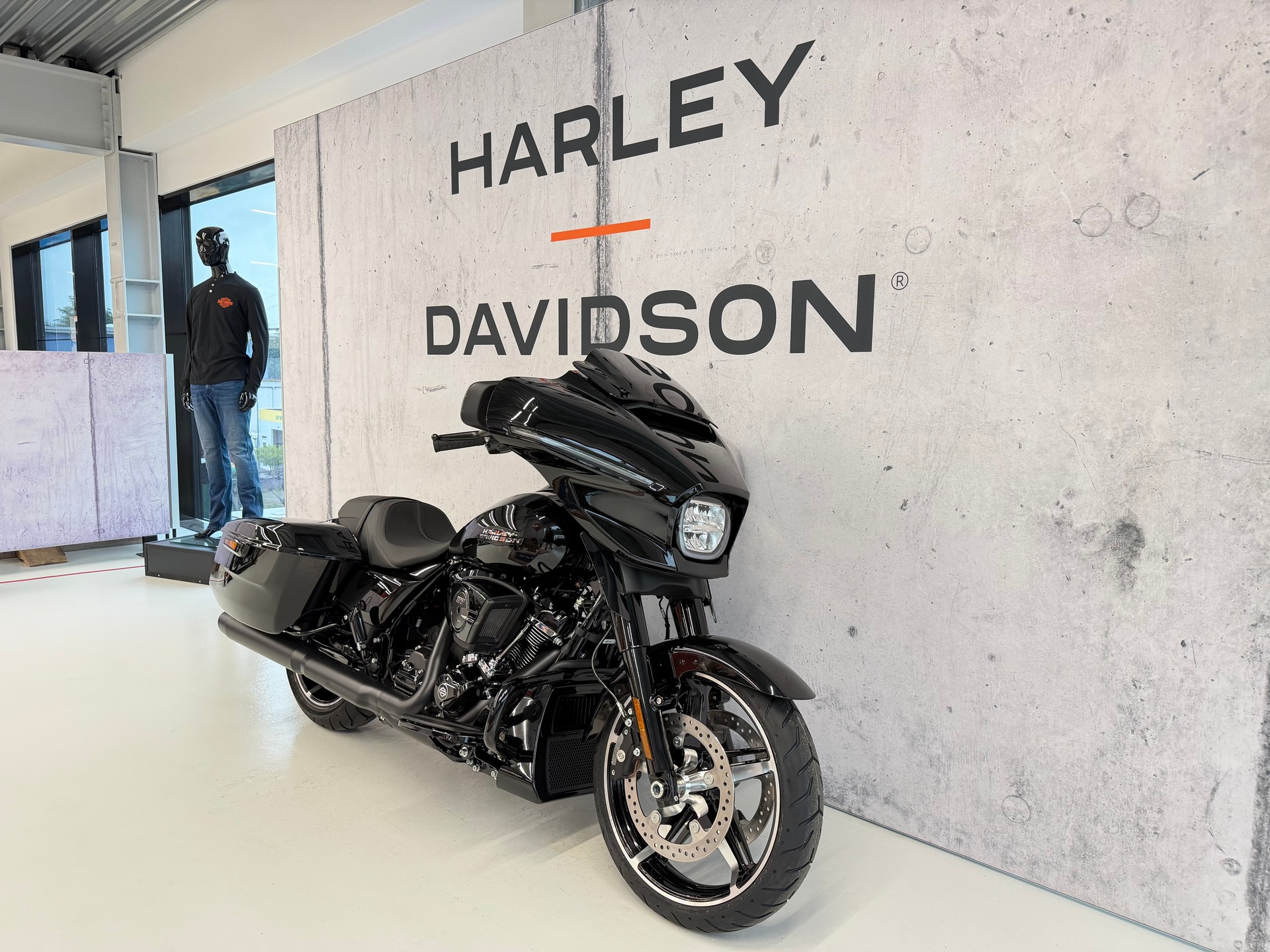 HARLEY-DAVIDSON FLHX Street Glide 117-image-1