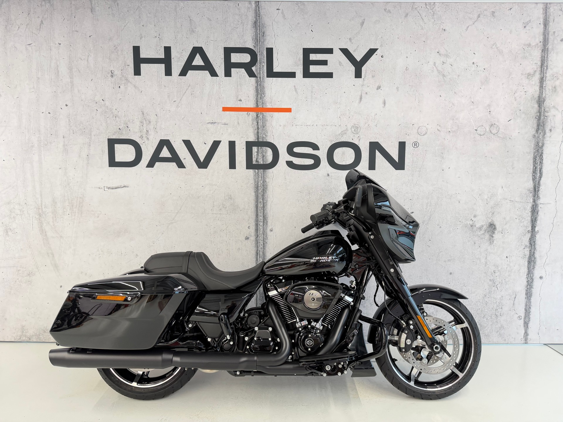 HARLEY-DAVIDSON FLHX Street Glide 117-image-0