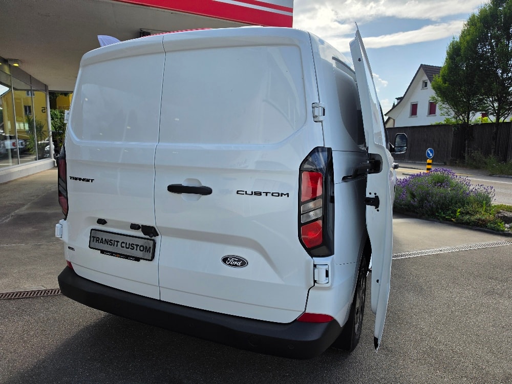 FORD Transit Custom Van PHEV 320 L1H1 Trend Automat-image-6