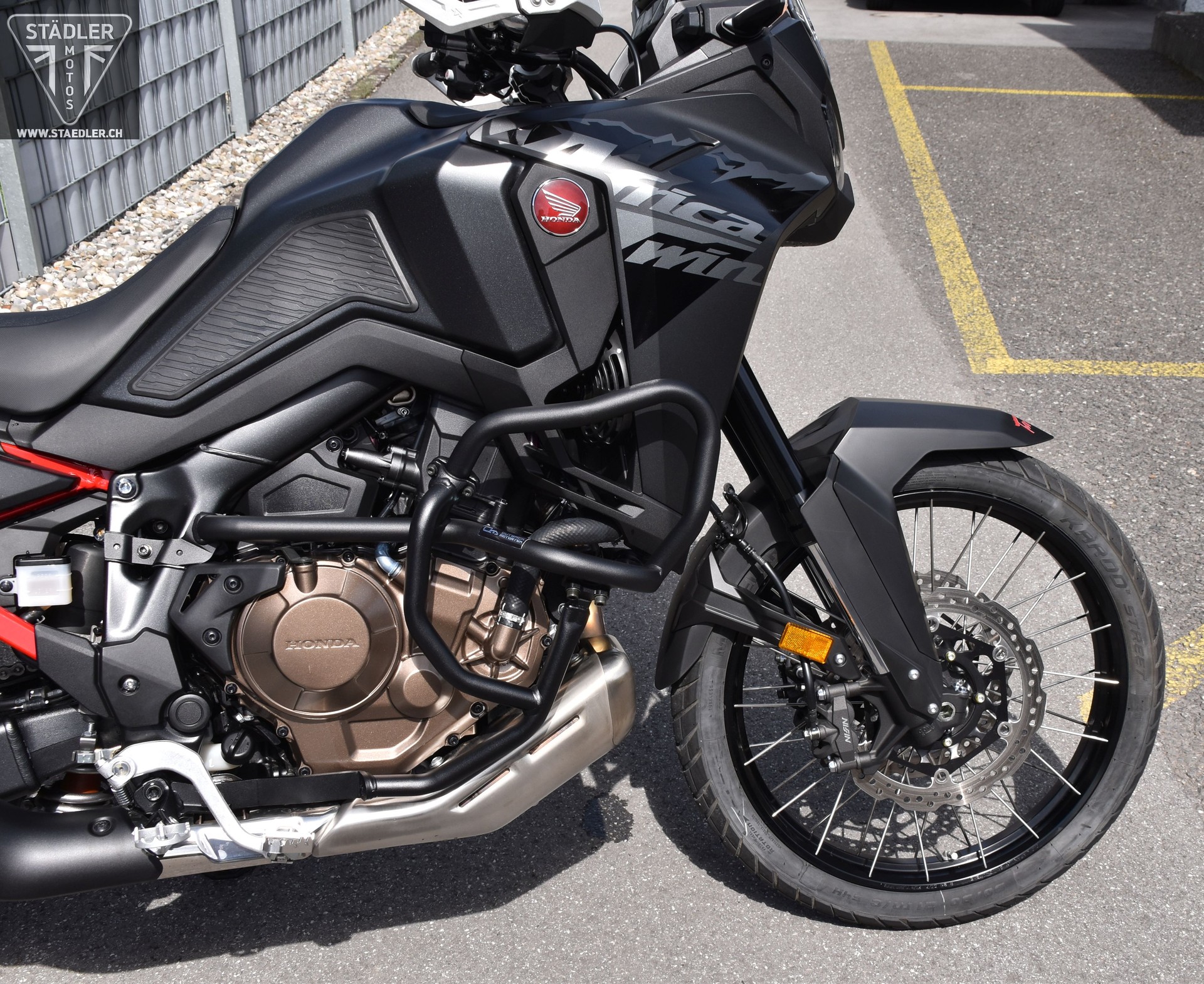 HONDA CRF 1100 Africa Twin-image-10