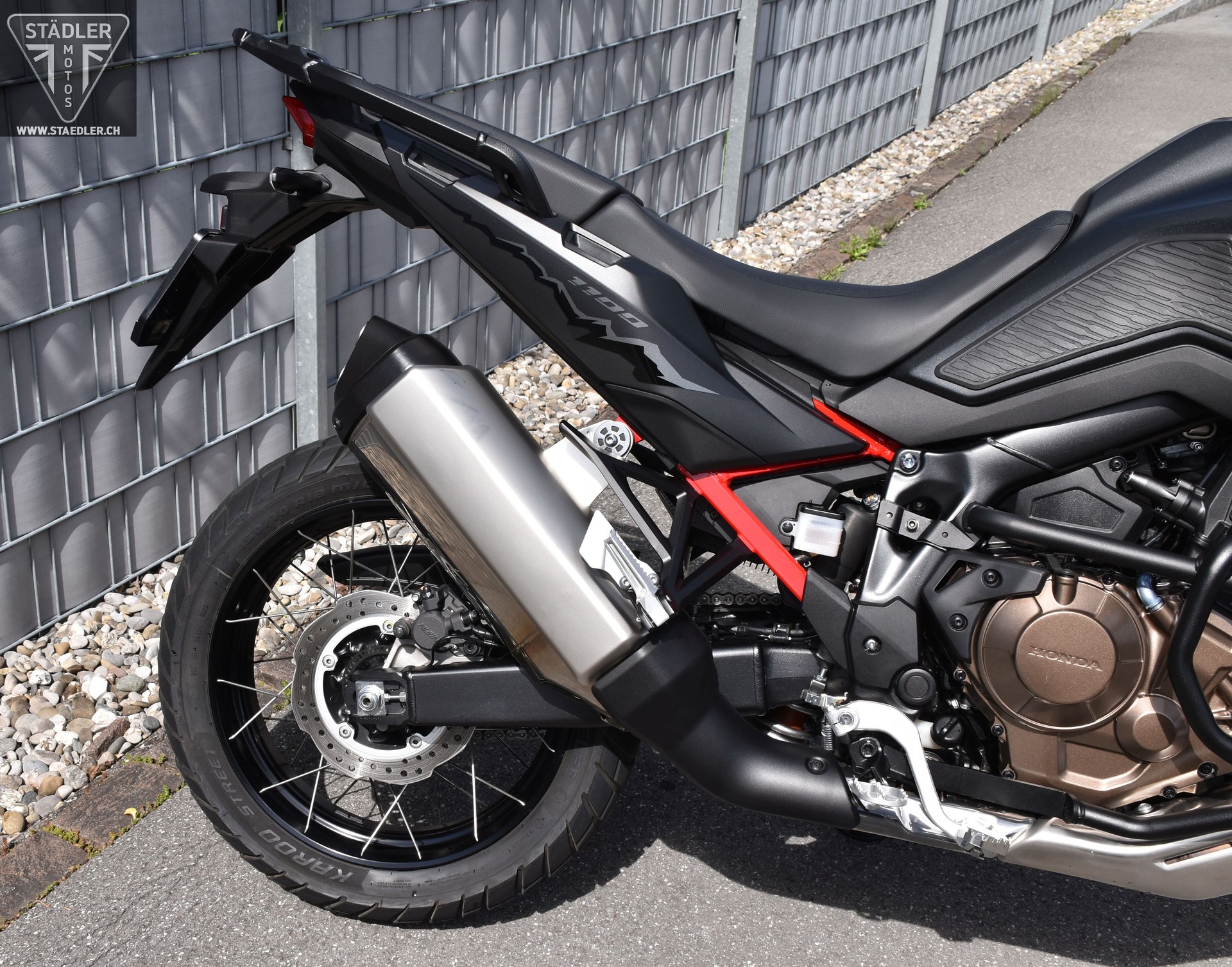 HONDA CRF 1100 Africa Twin-image-9