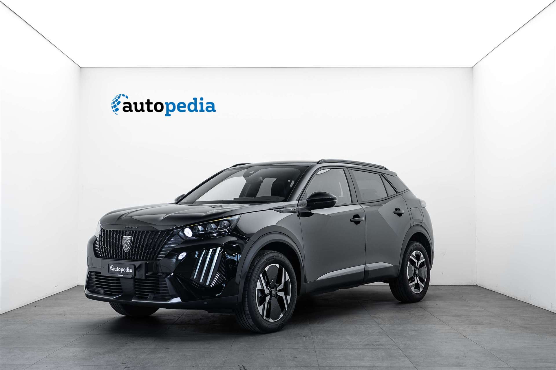 PEUGEOT 2008 1.2 PureTech GT Automat
