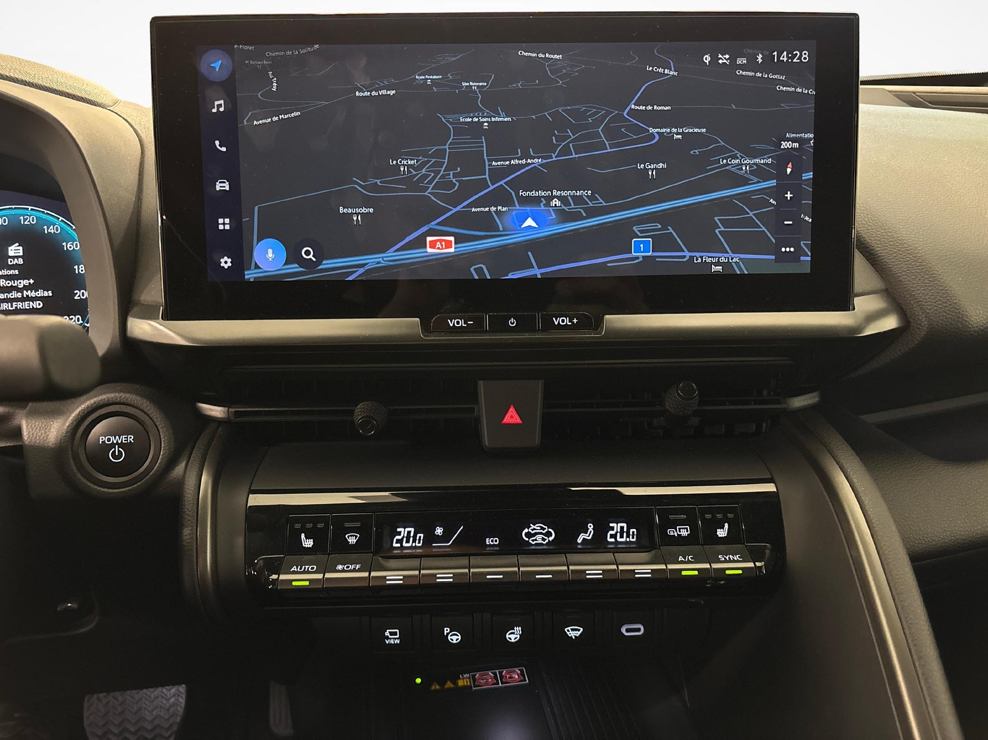 TOYOTA C-HR 2.0 HEV Trend 4x4-image-13
