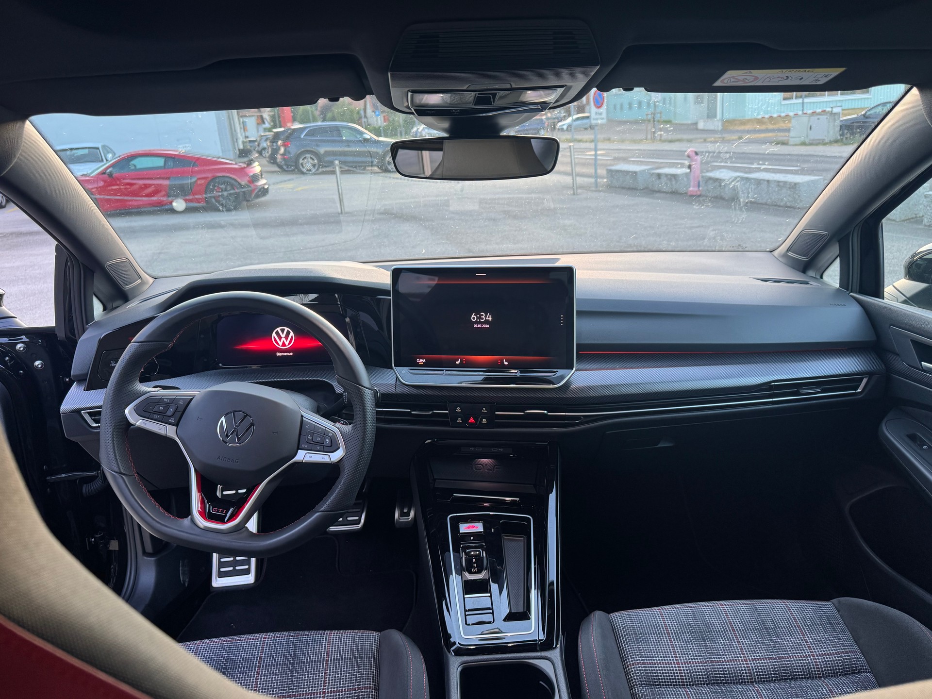 VW GOLF GTi 2.0 TSI DSG *BLACK STYLE EDITION*-image-9