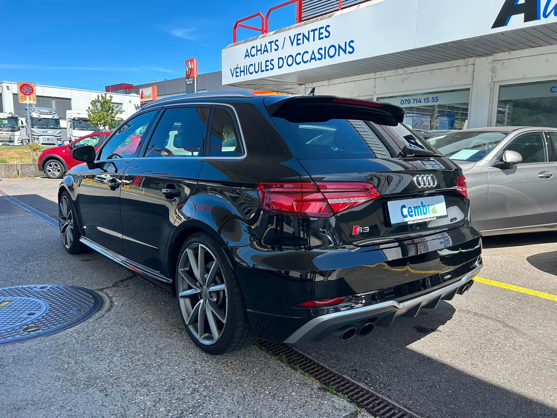 AUDI S3 Sportback 2.0 TFSI Quattro S-tronic-image-4