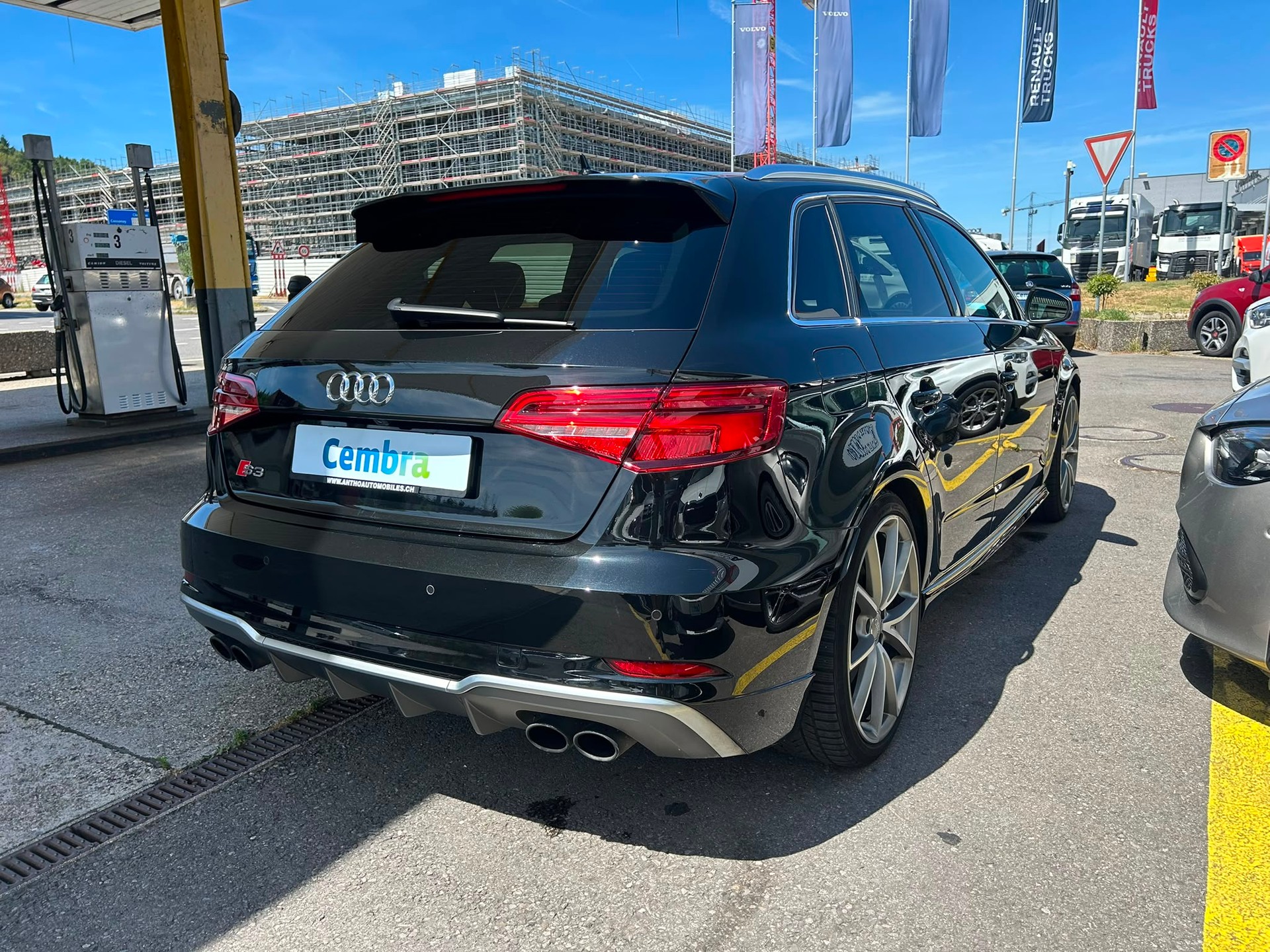 AUDI S3 Sportback 2.0 TFSI Quattro S-tronic-image-5