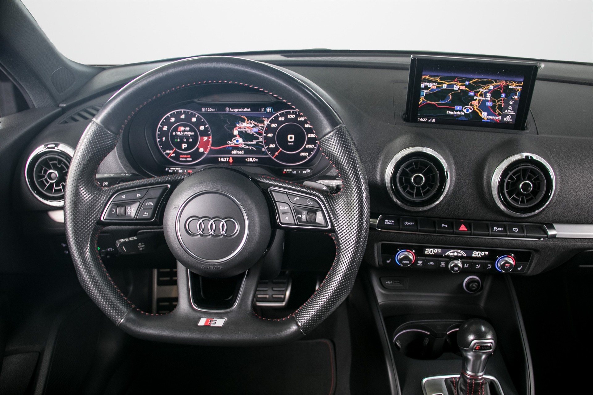 AUDI S3 Sportback 2.0 TFSI quattro S-tronic-image-4