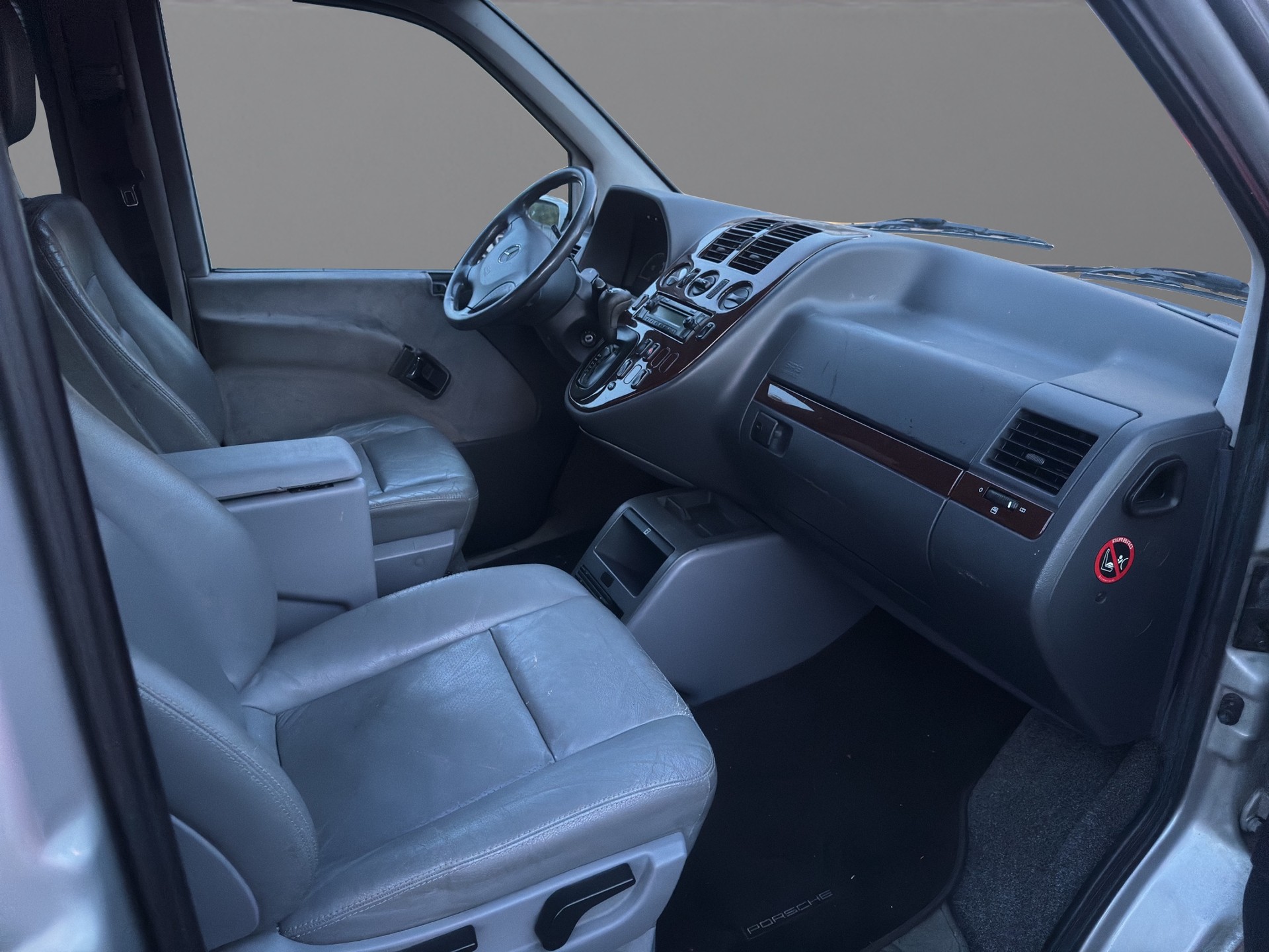 MERCEDES-BENZ V 220 CDI Ambiente-image-8