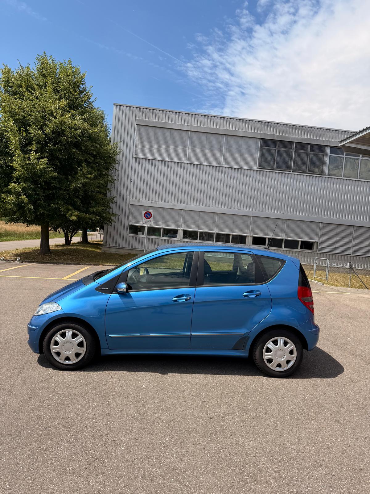 MERCEDES-BENZ A 170 Classic PolarStar-showroom-element-1