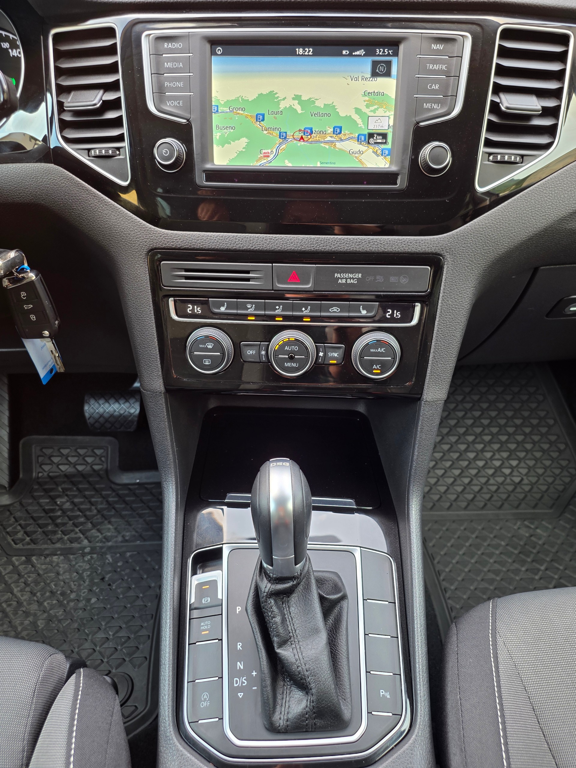 VW Golf Sportsvan 1.4 TSI Highline DSG-image-9