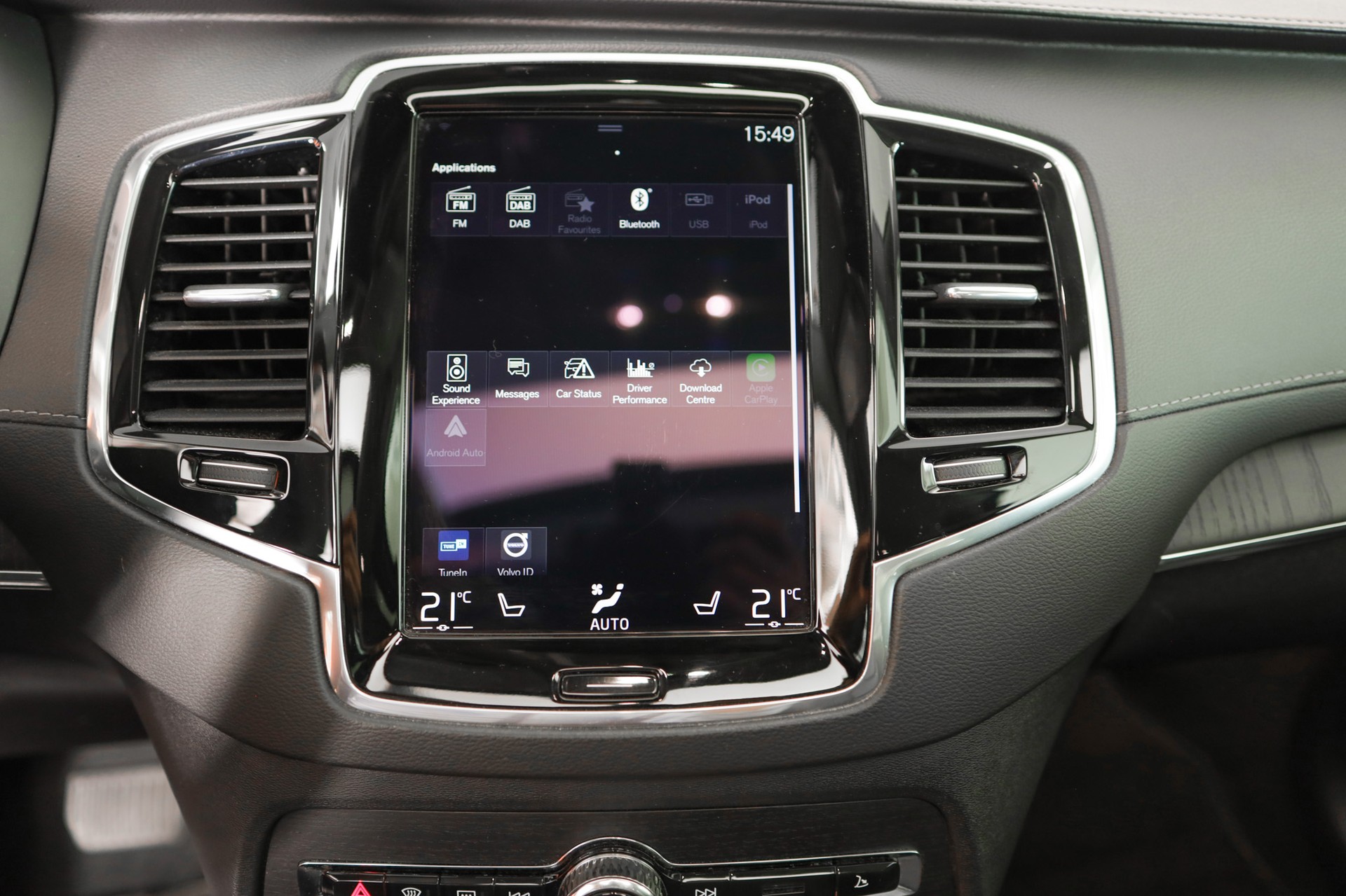 VOLVO XC90 T8 eAWD Inscription Geartronic-image-11