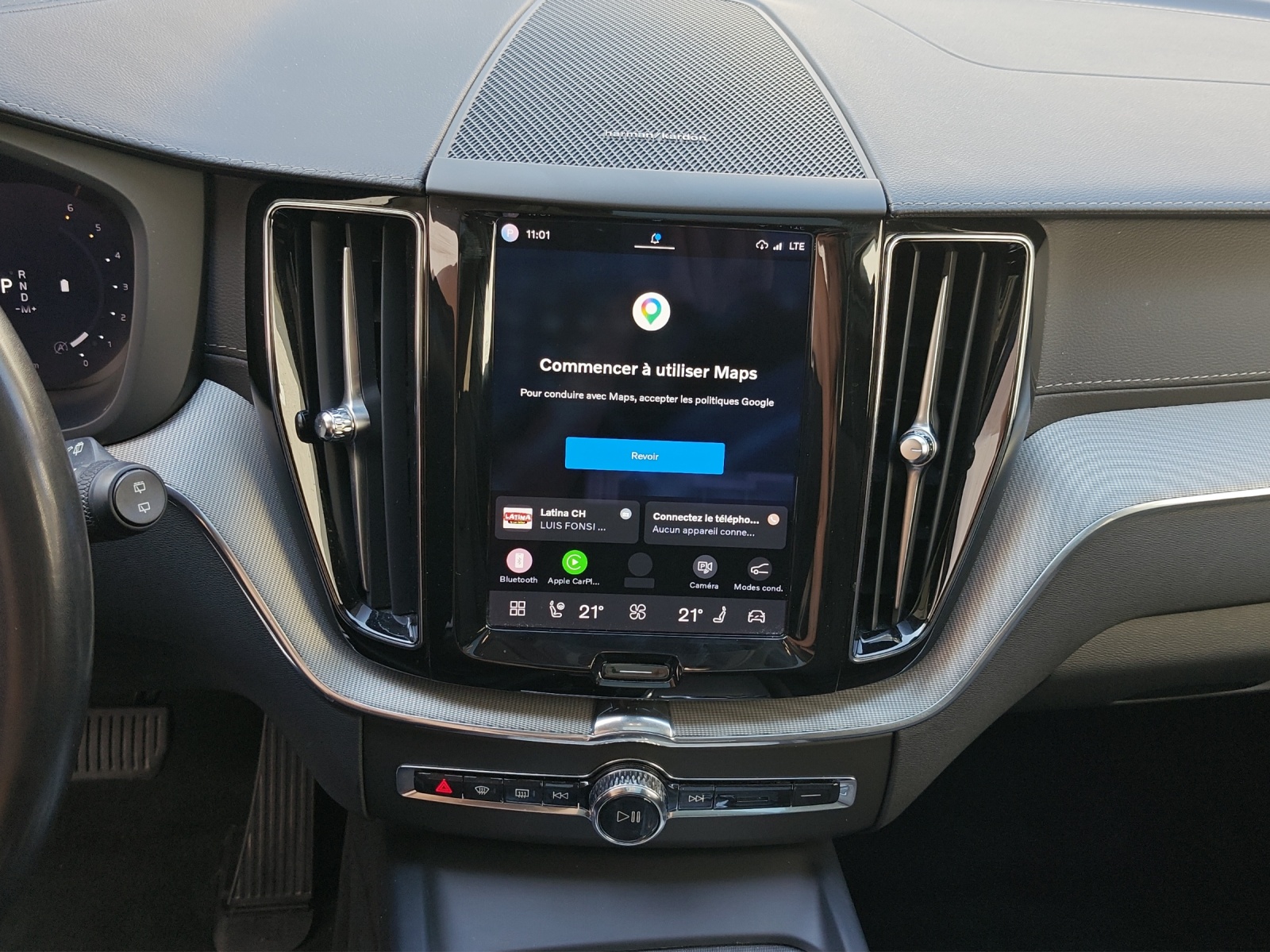 VOLVO XC60 2.0 B4 MH Ultimate Dark AWD-image-15