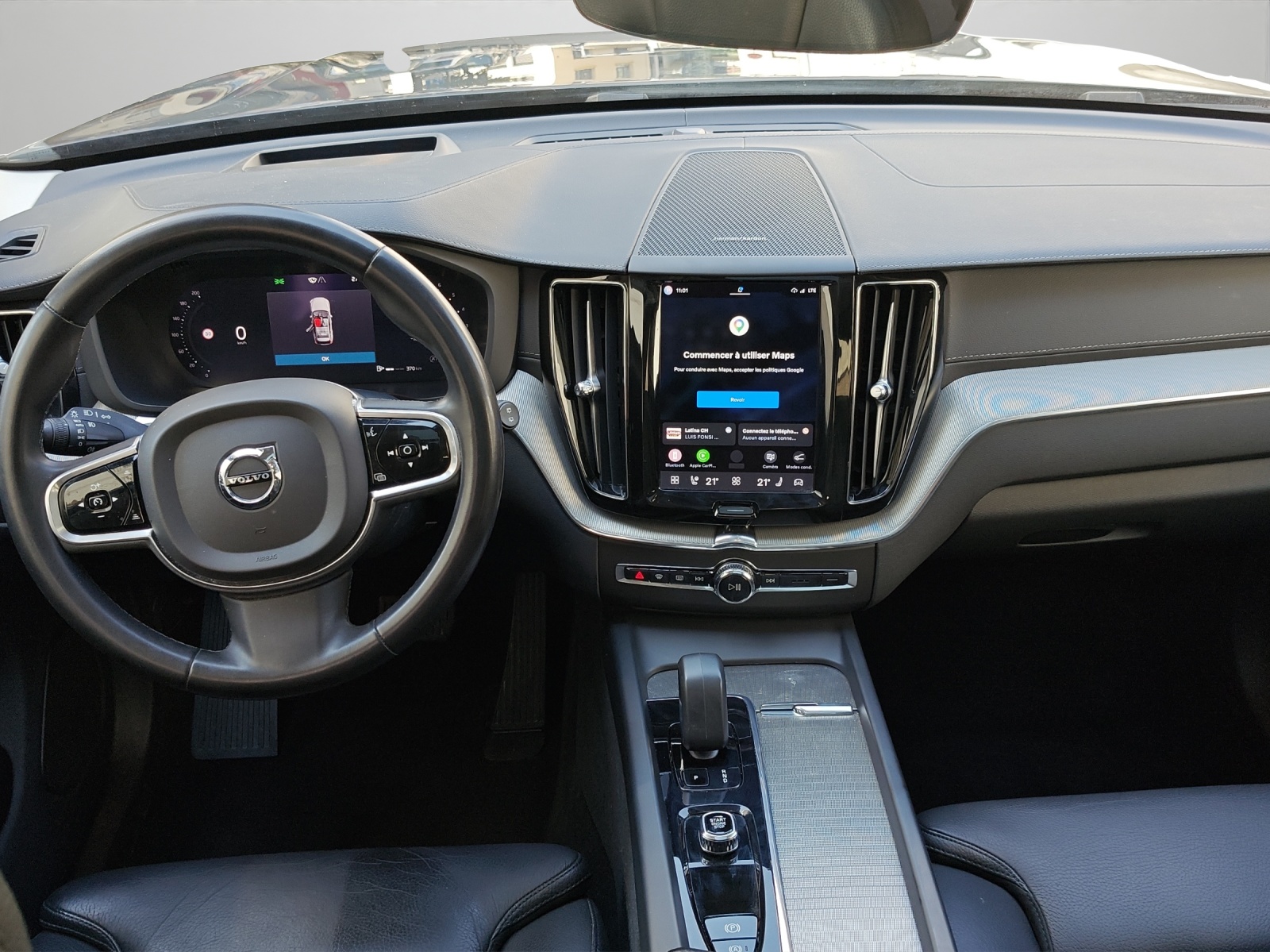 VOLVO XC60 2.0 B4 MH Ultimate Dark AWD-image-14