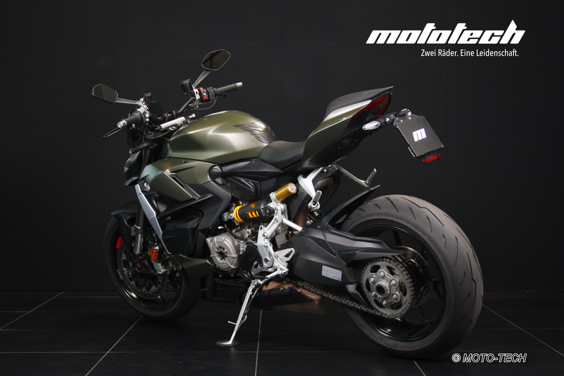 DUCATI Streetfighter V2-image-3