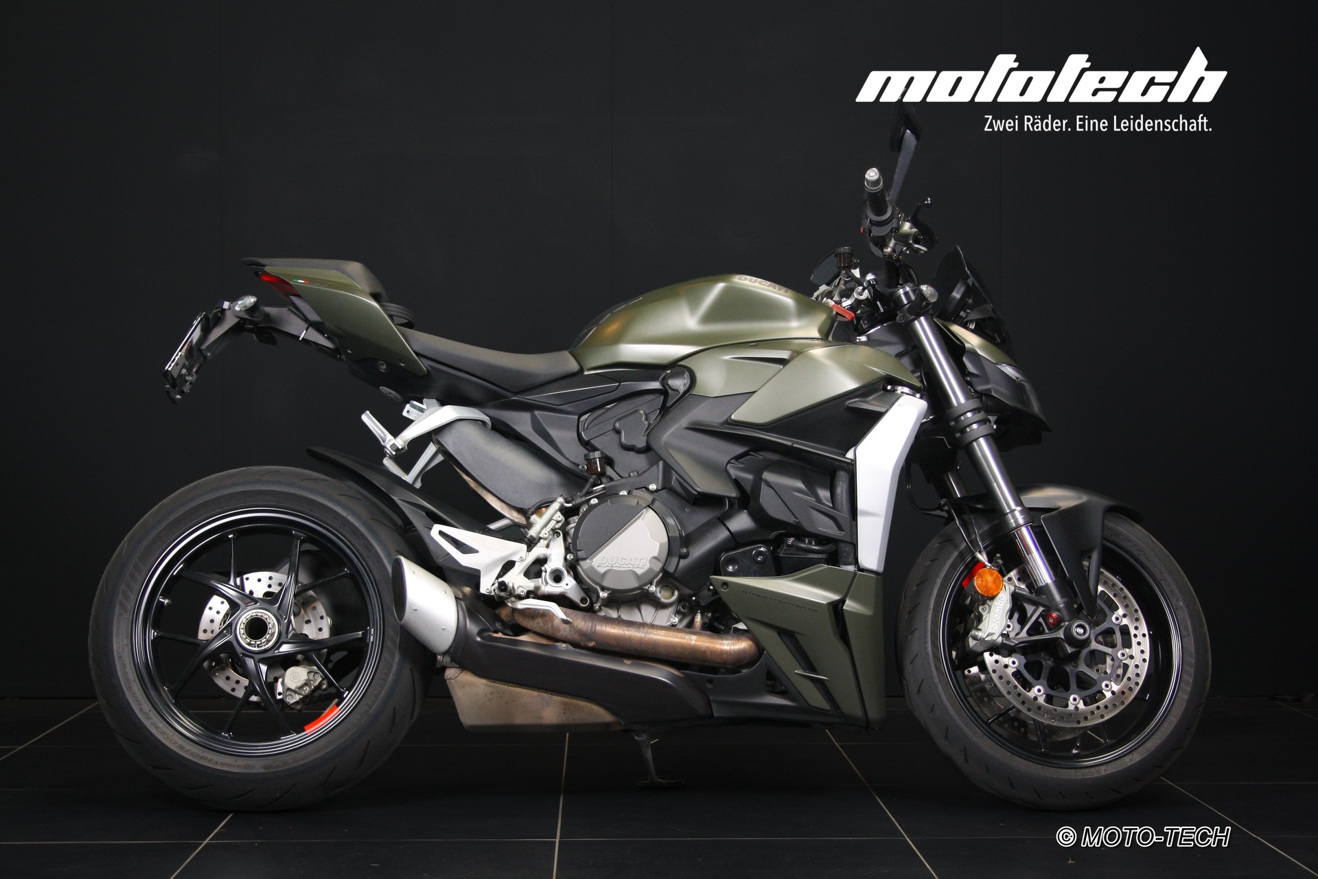 DUCATI Streetfighter V2-image-1