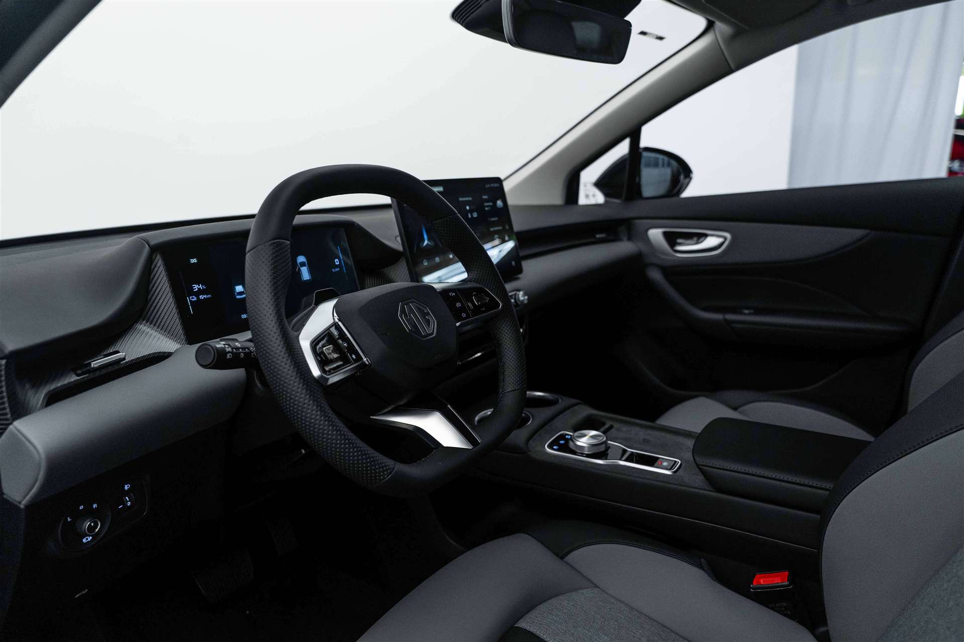 MG MG 4 EV 64kWh Premium Facelift Automat-image-7