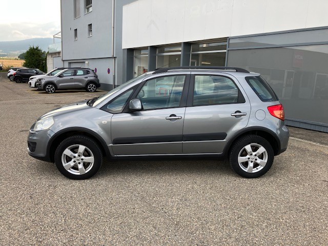 SUZUKI SX4 1.6 16V GL 4WD-showroom-element-1