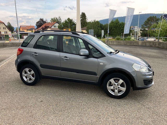 SUZUKI SX4 1.6 16V GL 4WD-showroom-element-3
