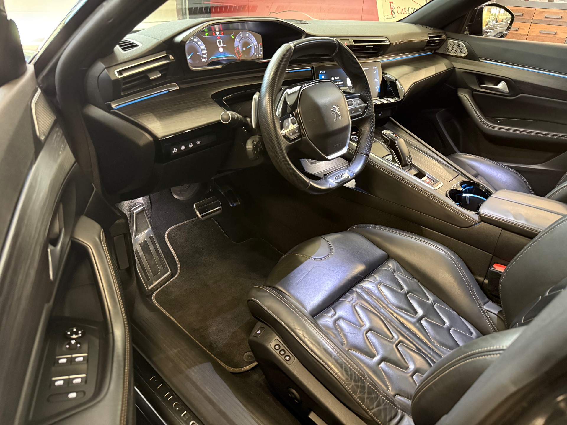 PEUGEOT 508 SW 1.6 Pure Tech GT EAT8-image-9