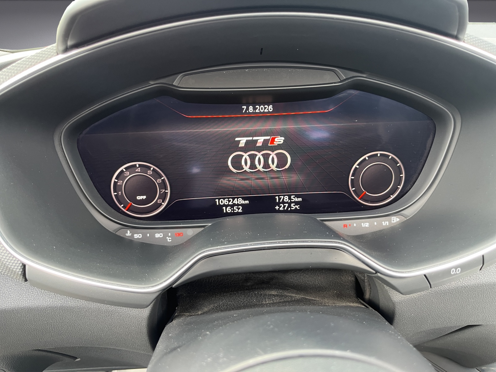 AUDI TTS Roadster 2.0 TFSI quattro S-Tronic-image-11