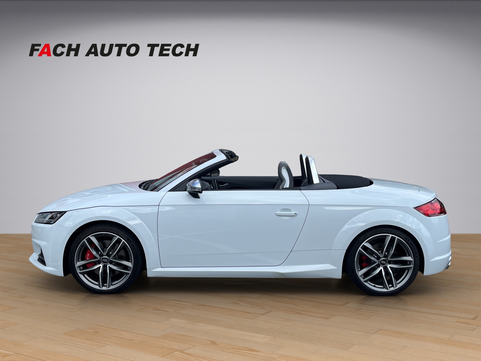 AUDI TTS Roadster 2.0 TFSI quattro S-Tronic-showroom-element-2