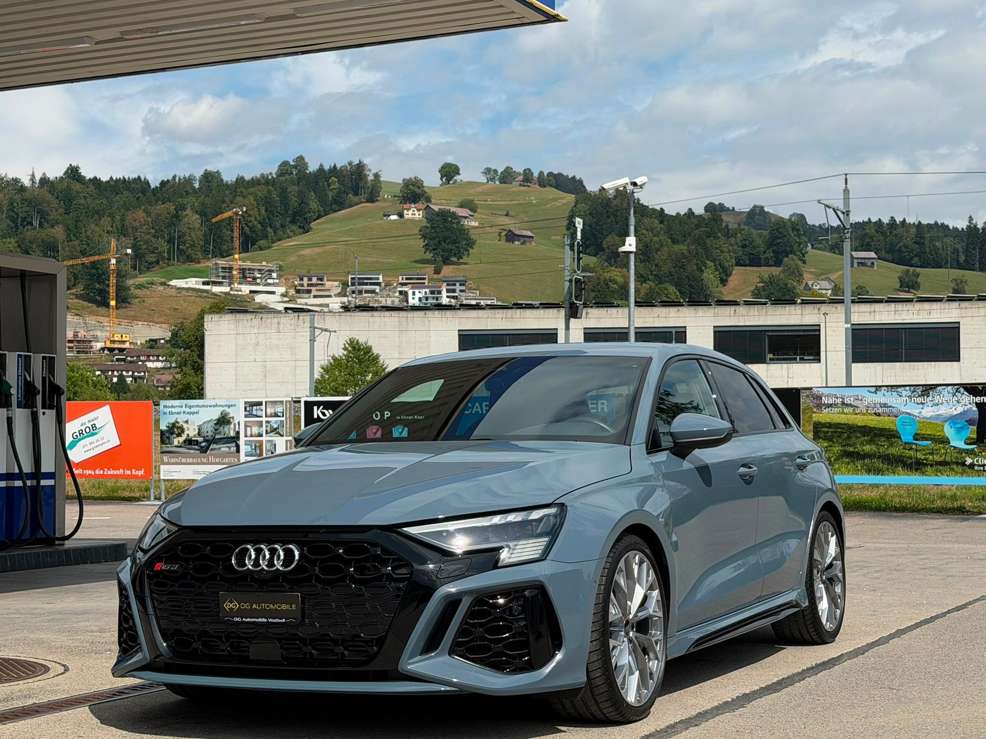 AUDI RS3 Sportback 2.5 TSI quattro S-tronic *Top Zustand**Top Ausstattung**RS Performance Abgasanlage**8-Fach bereift*