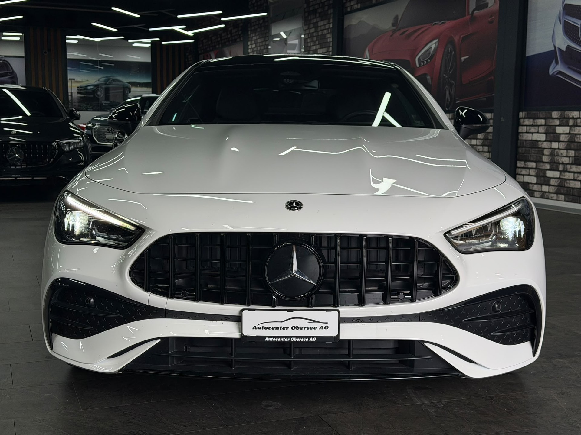 MERCEDES-BENZ CLE 200 Coupé 4Matic 9G-Tronic-showroom-element-2
