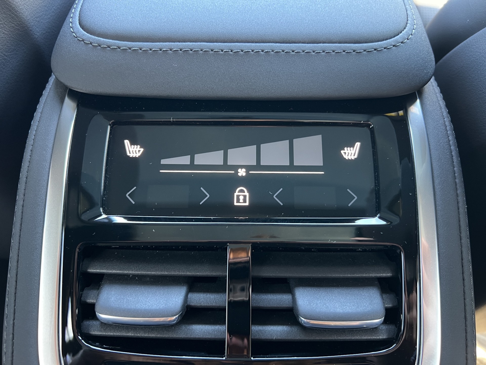 VOLVO XC90 2.0 T8 TE XCLUSIVE Edition Bright eAWD-image-22