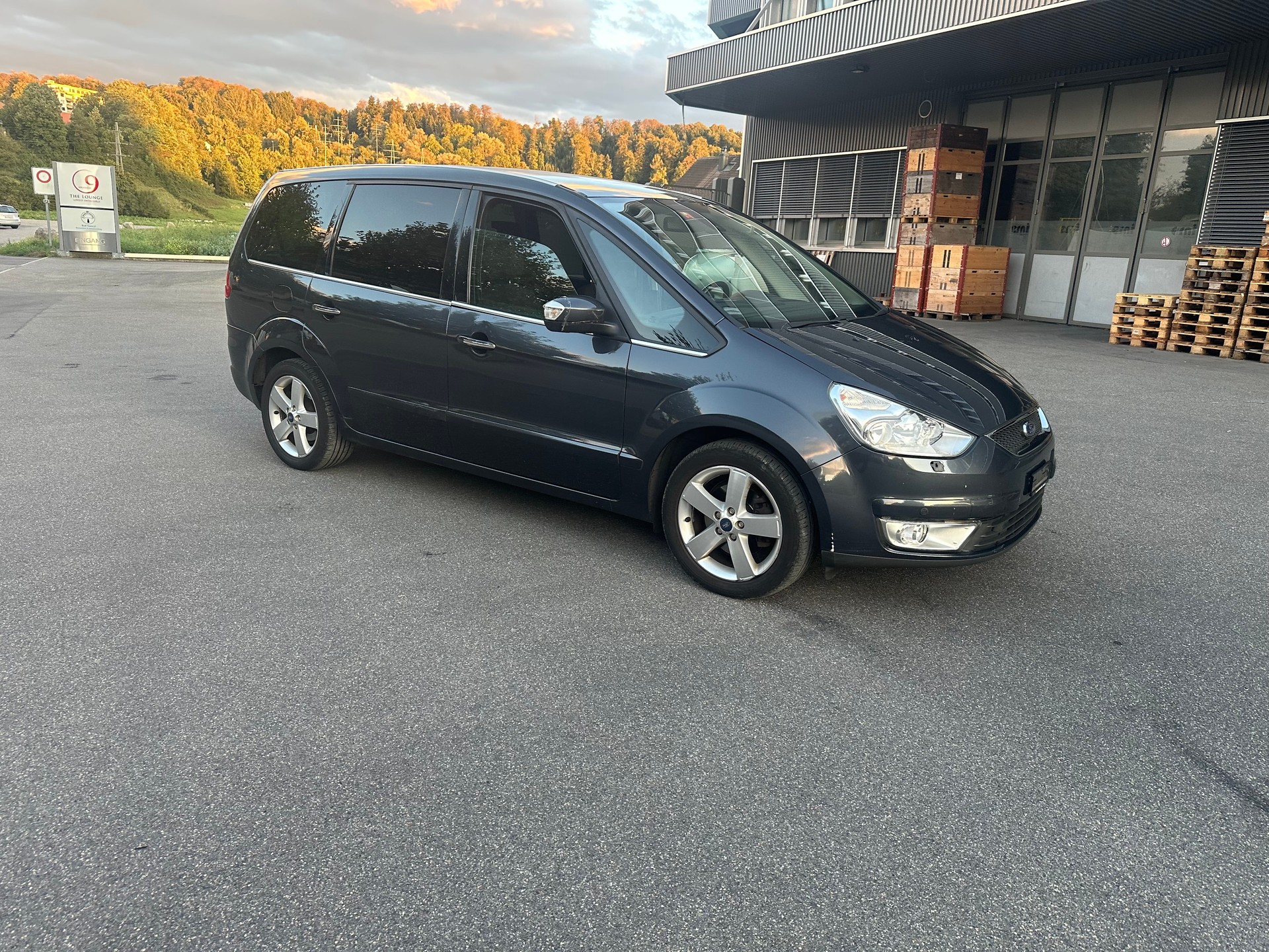 FORD Galaxy 2.0i Ghia-image-15