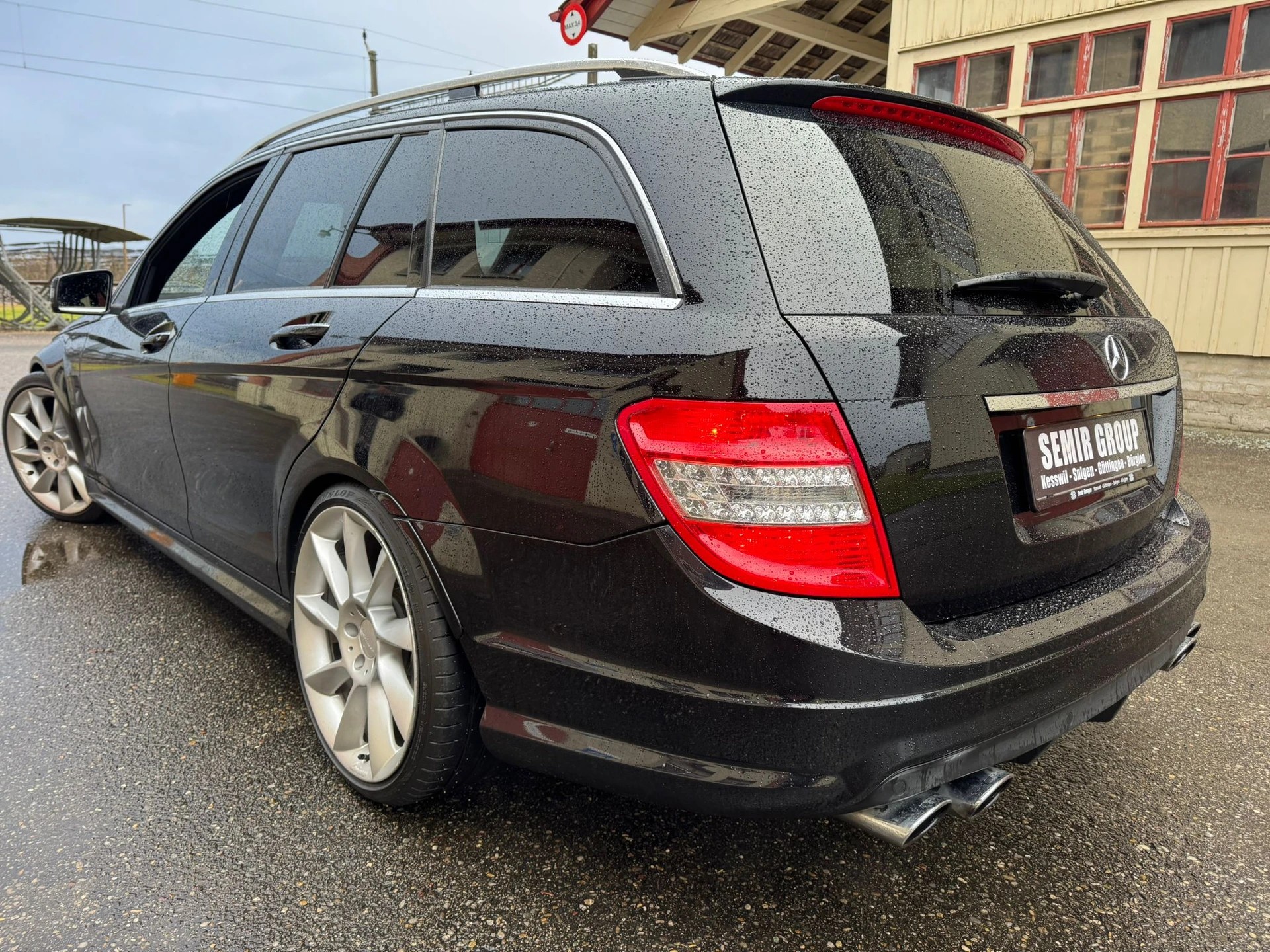 MERCEDES-BENZ C 63 AMG Avantgarde 7G-Tronic-image-5