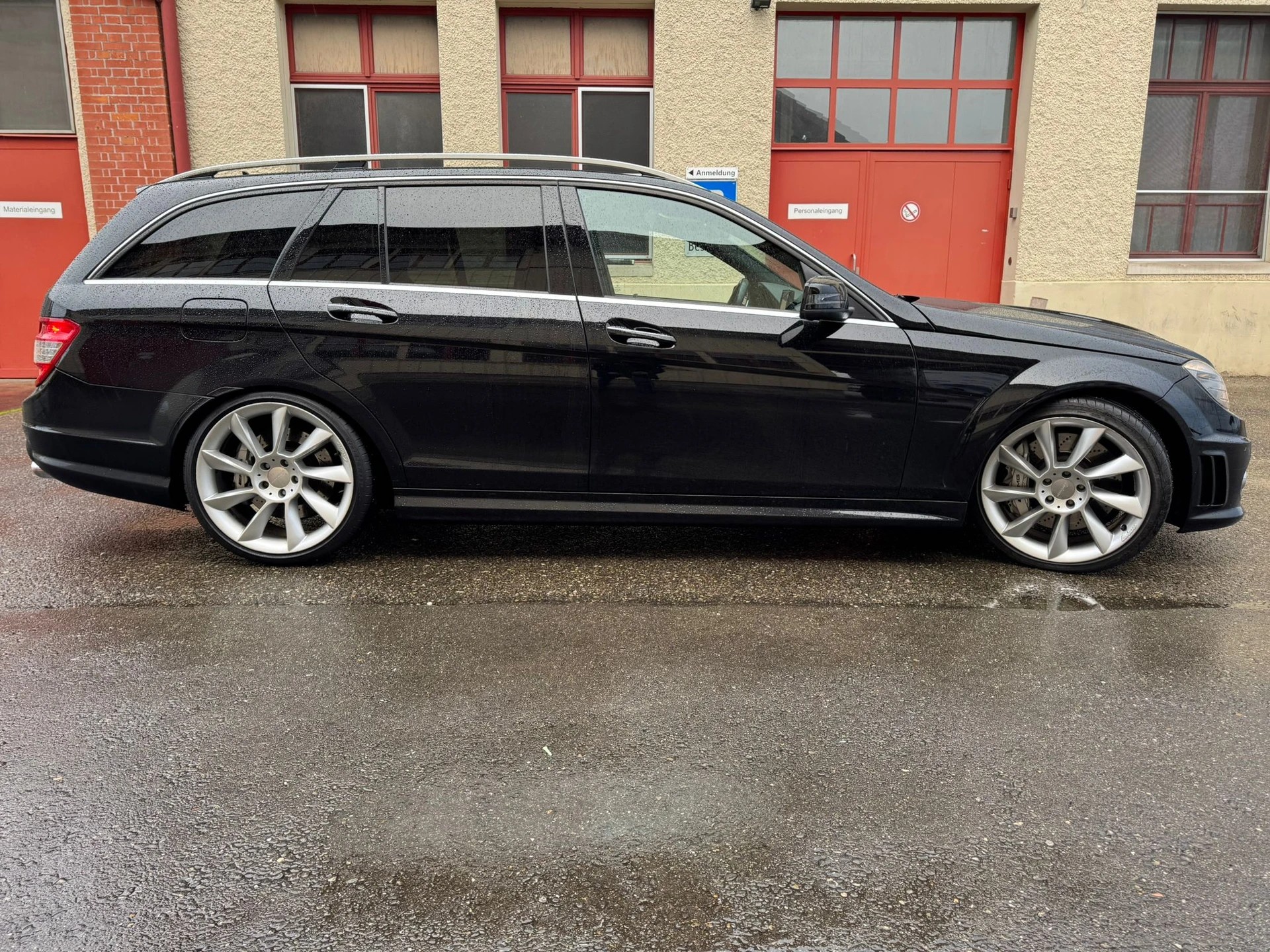 MERCEDES-BENZ C 63 AMG Avantgarde 7G-Tronic-image-4