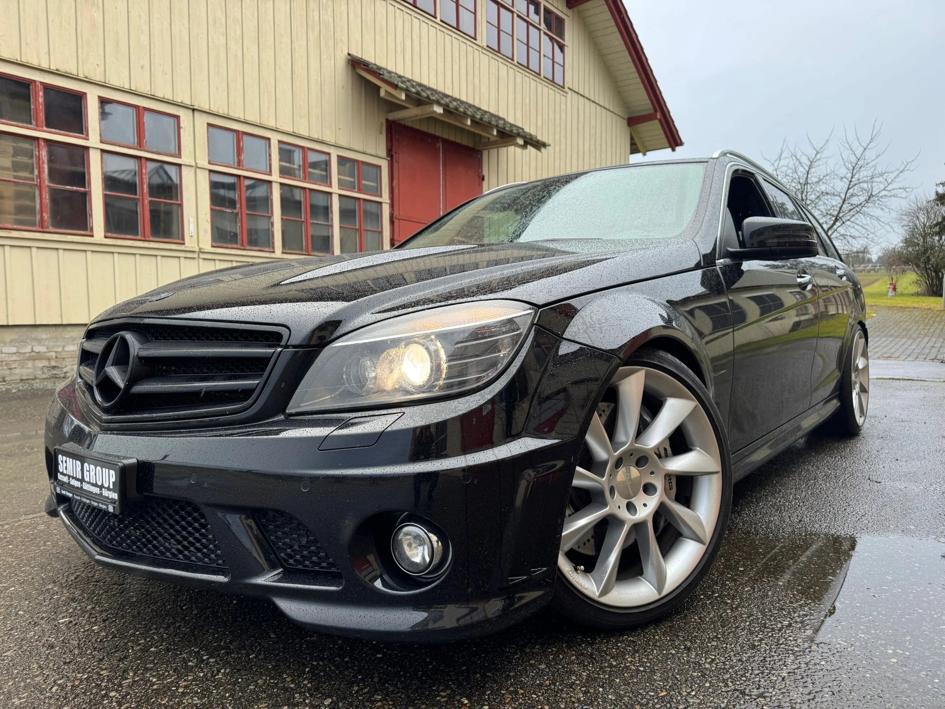 MERCEDES-BENZ C 63 AMG Avantgarde 7G-Tronic-image-2