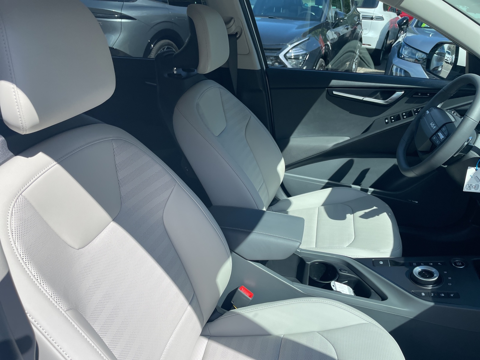 KIA Niro 1.6 GDi Hybrid Style-image-11