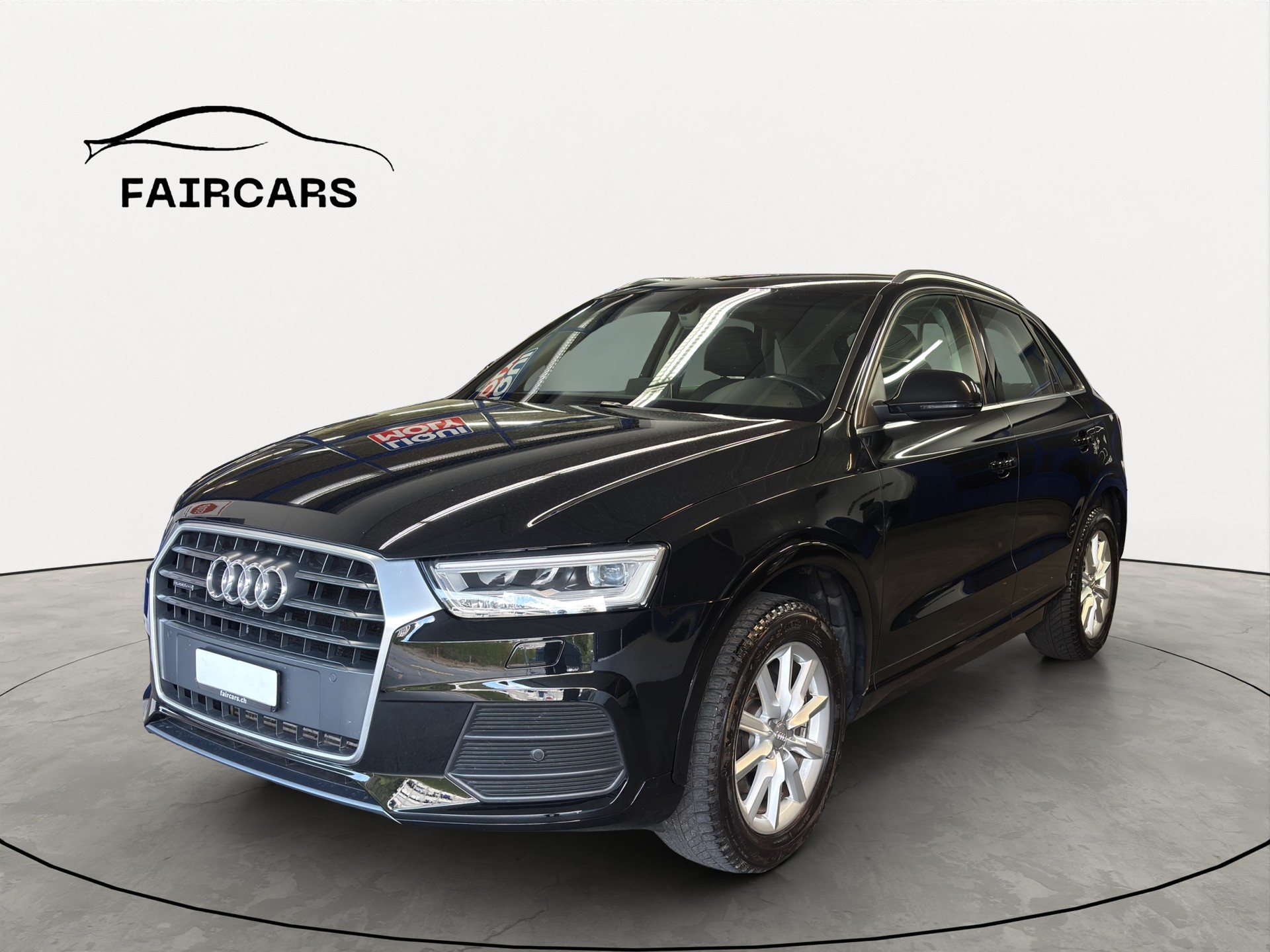 AUDI Q3 2.0 TFSI sport quattro S-tronic-showroom-element-1