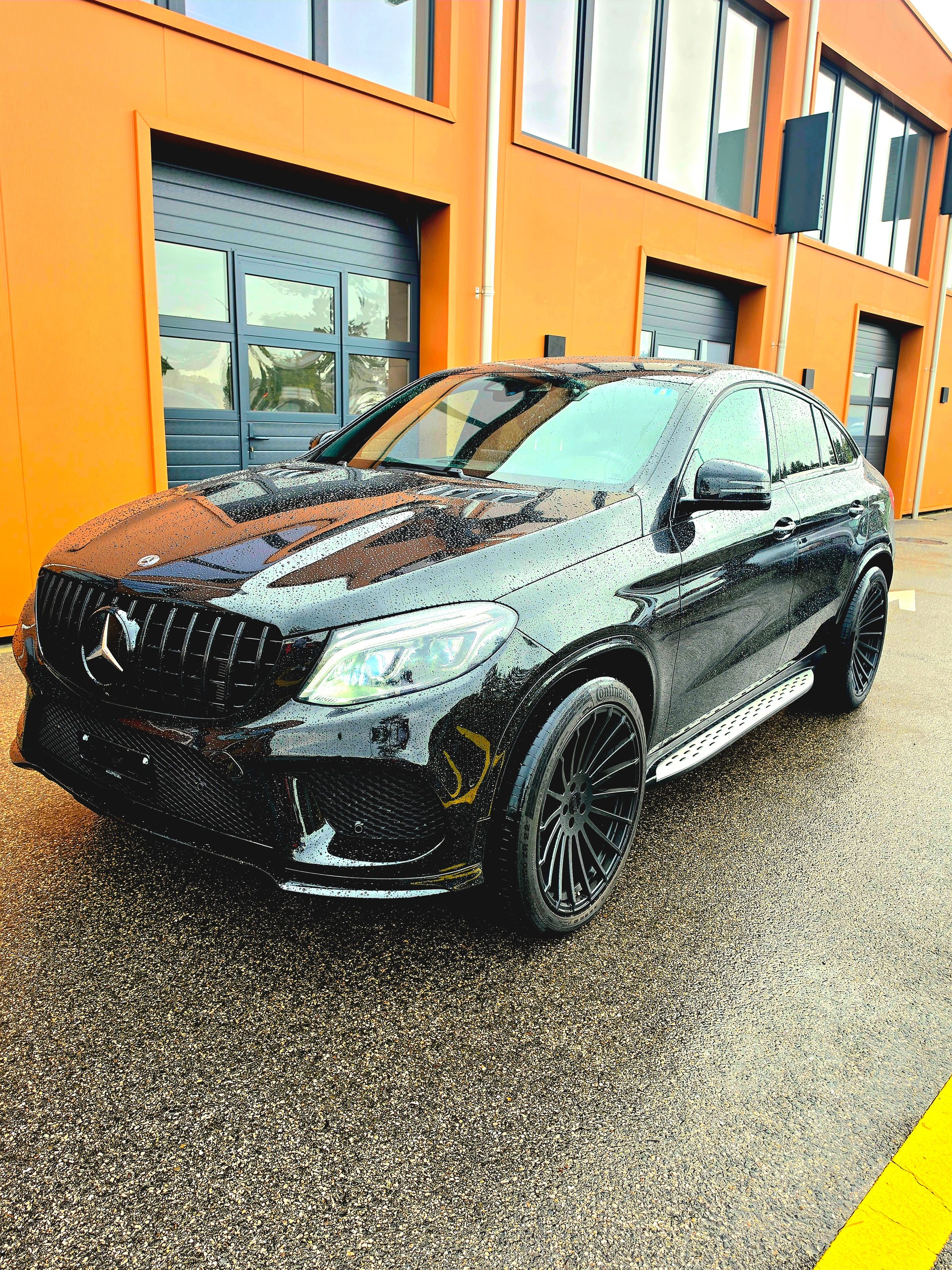 MERCEDES-BENZ GLE 43 AMG 4Matic 9G-Tronic-image-6