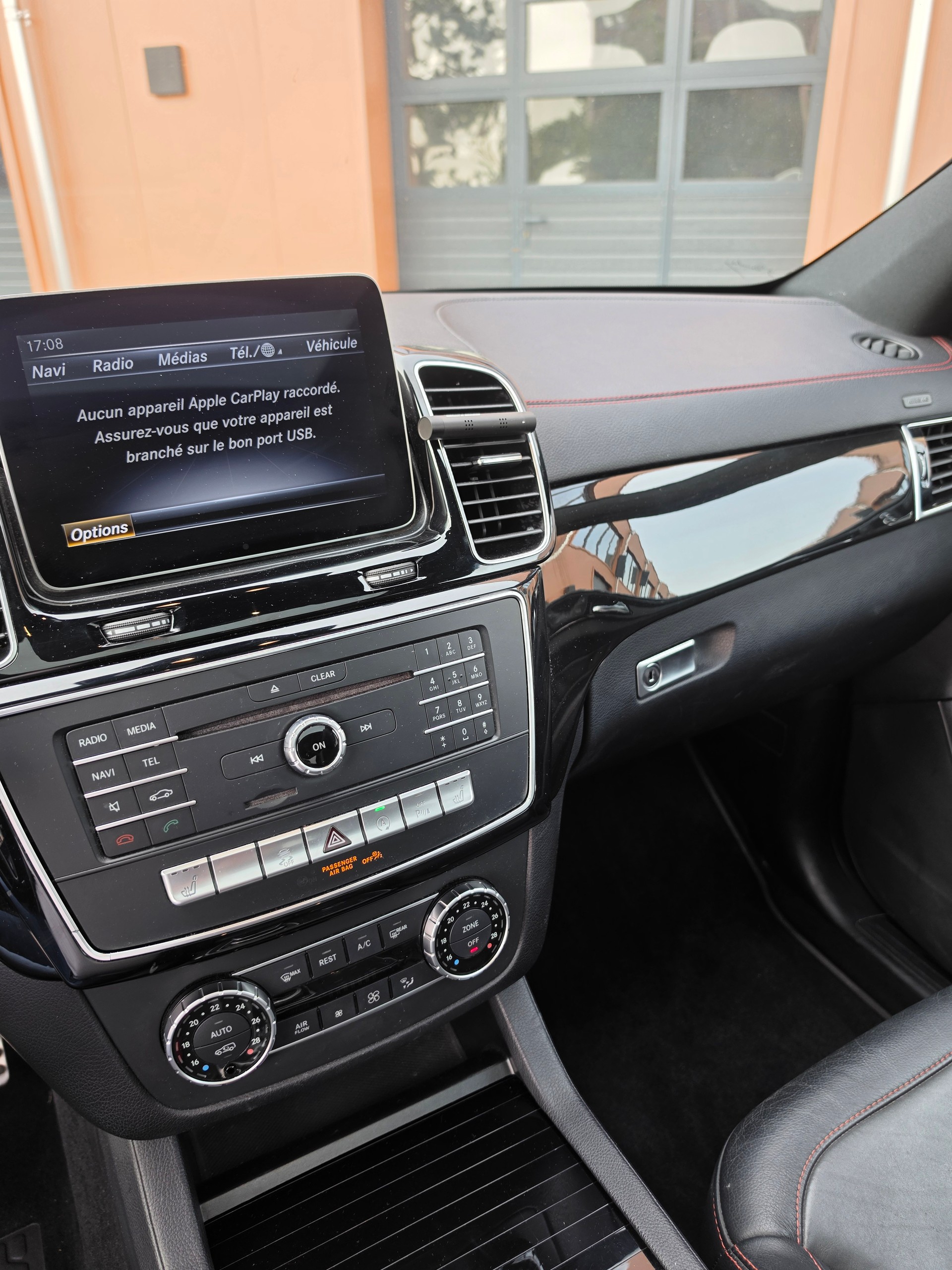 MERCEDES-BENZ GLE 43 AMG 4Matic 9G-Tronic-image-14