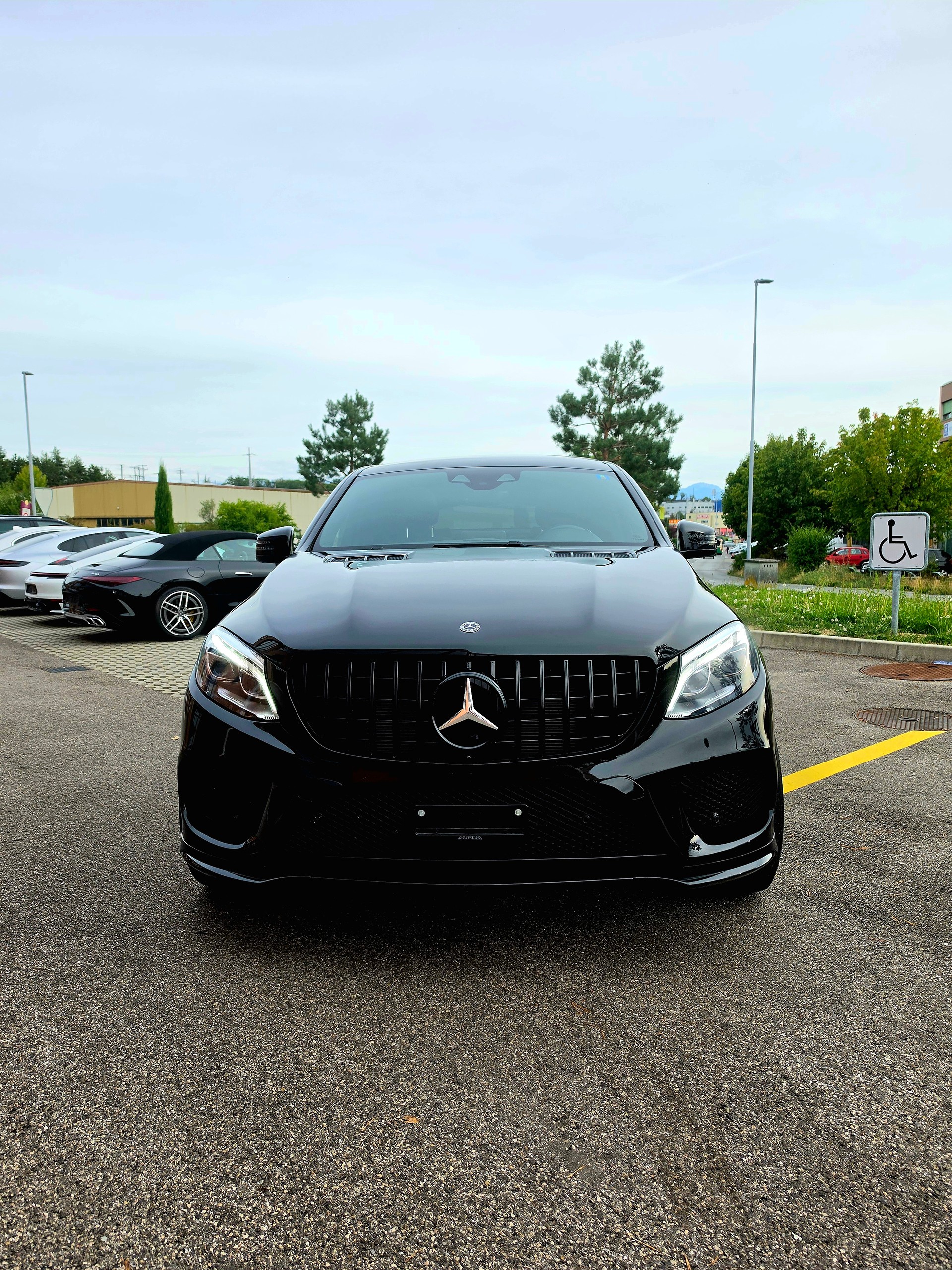 MERCEDES-BENZ GLE 43 AMG 4Matic 9G-Tronic
