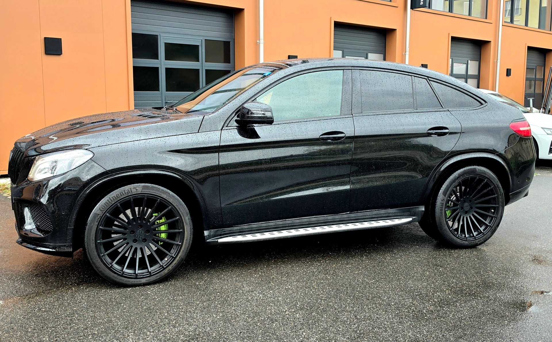 MERCEDES-BENZ GLE 43 AMG 4Matic 9G-Tronic-image-8