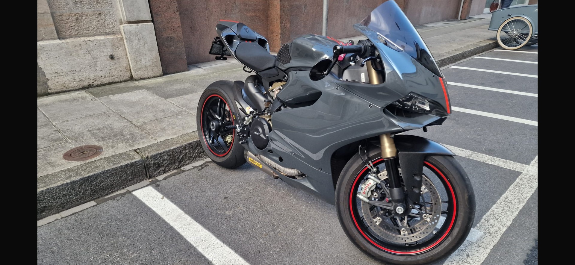 DUCATI Panigale 1199 S ABS-image-2