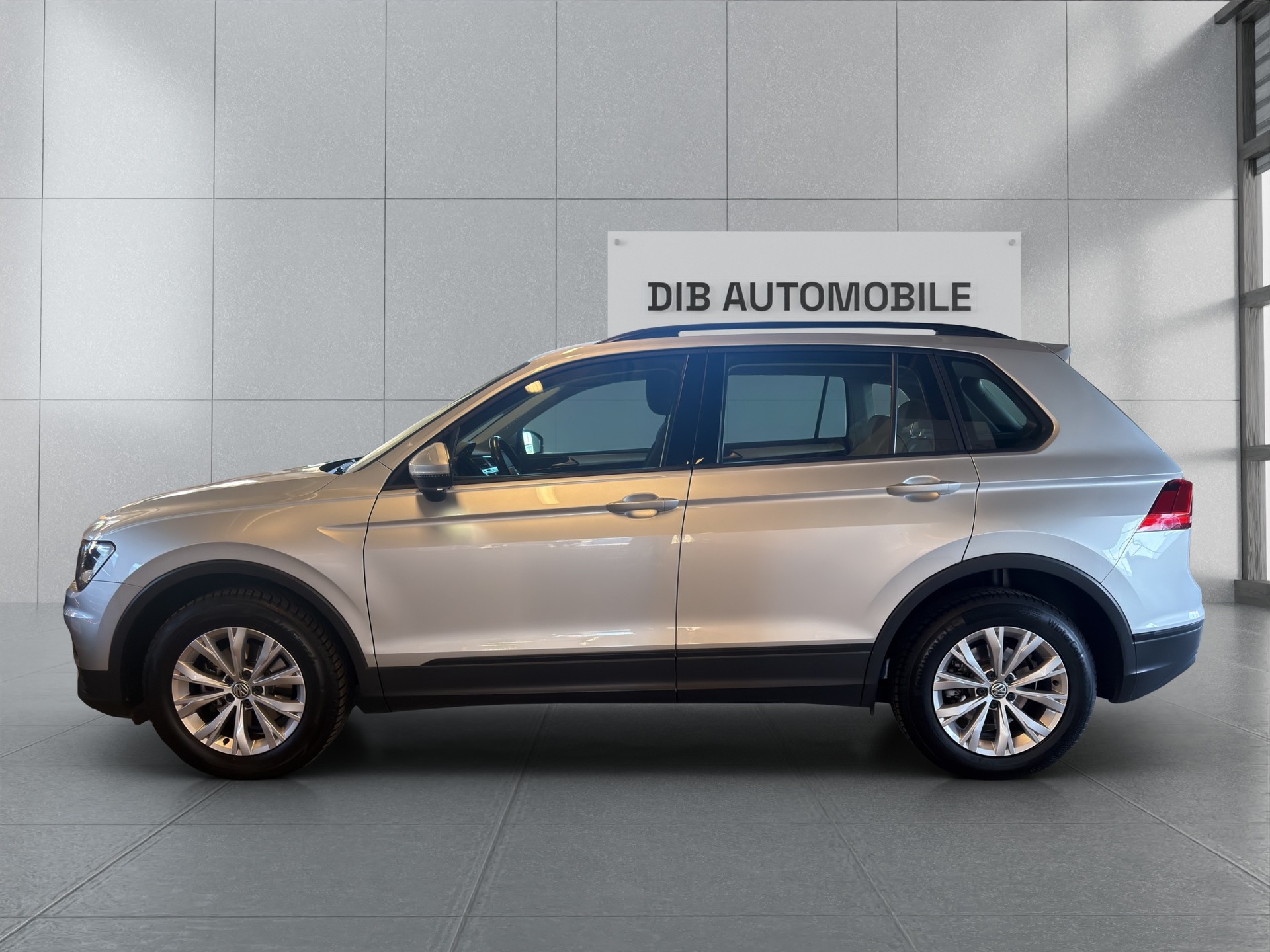 VW Tiguan 1.4TSI ACT Trendline 4Motion DSG*AHK*-image-20