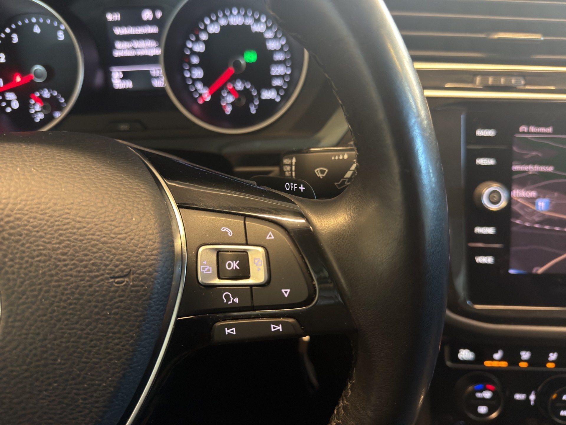 VW Tiguan 1.4TSI ACT Trendline 4Motion DSG*AHK*-image-15