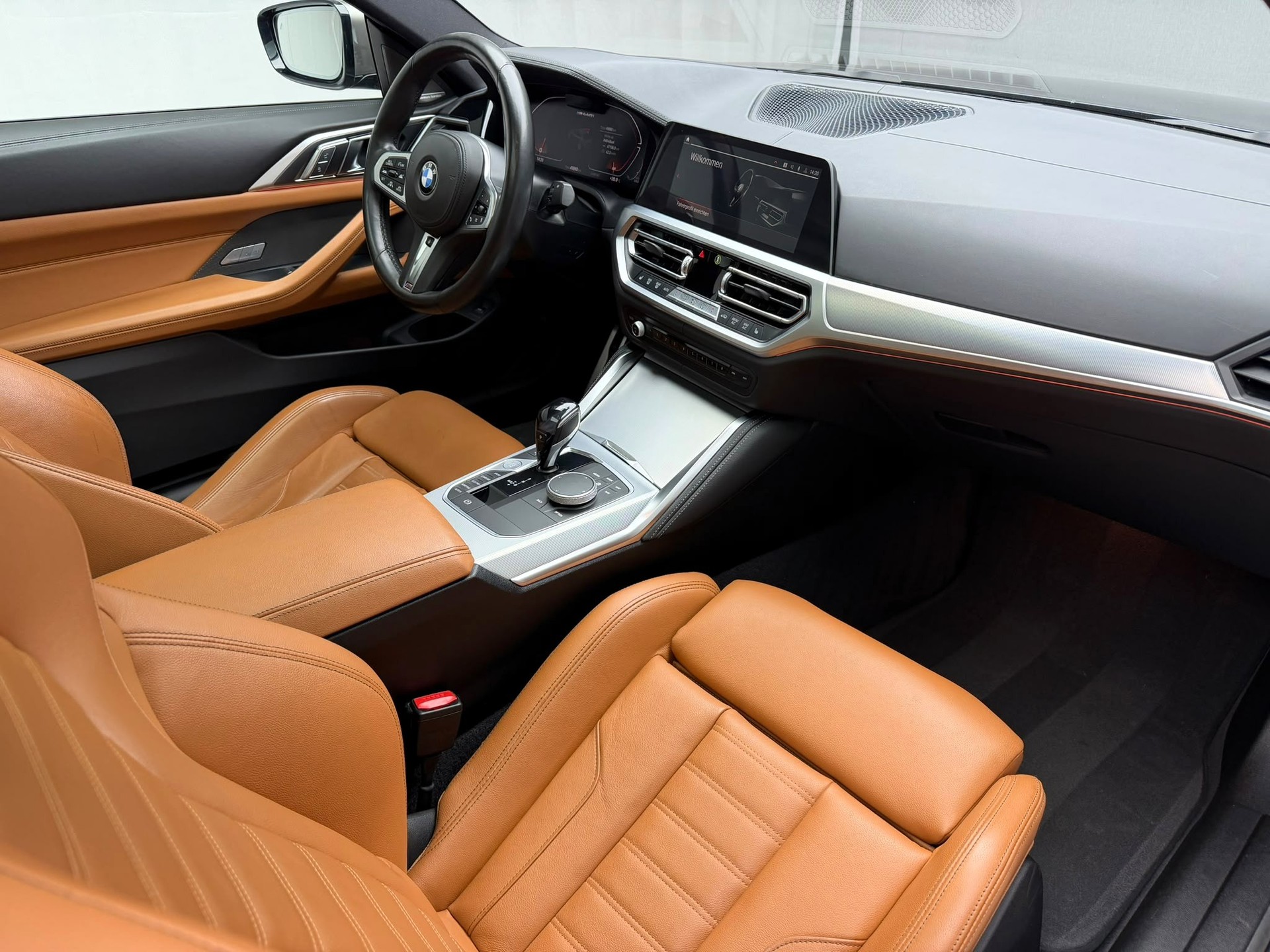 BMW M440i xDrive 48V Coupé Steptronic-image-8