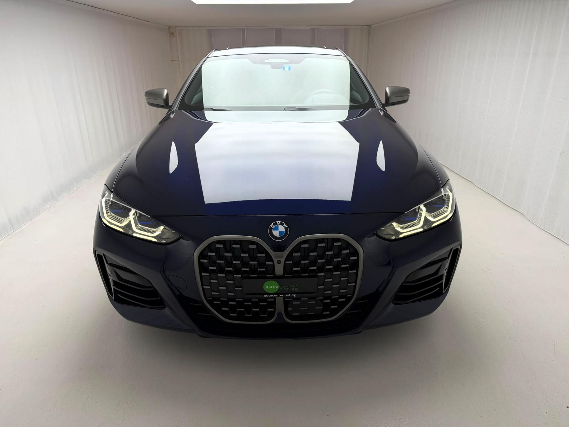 BMW M440i xDrive 48V Coupé Steptronic-image-4