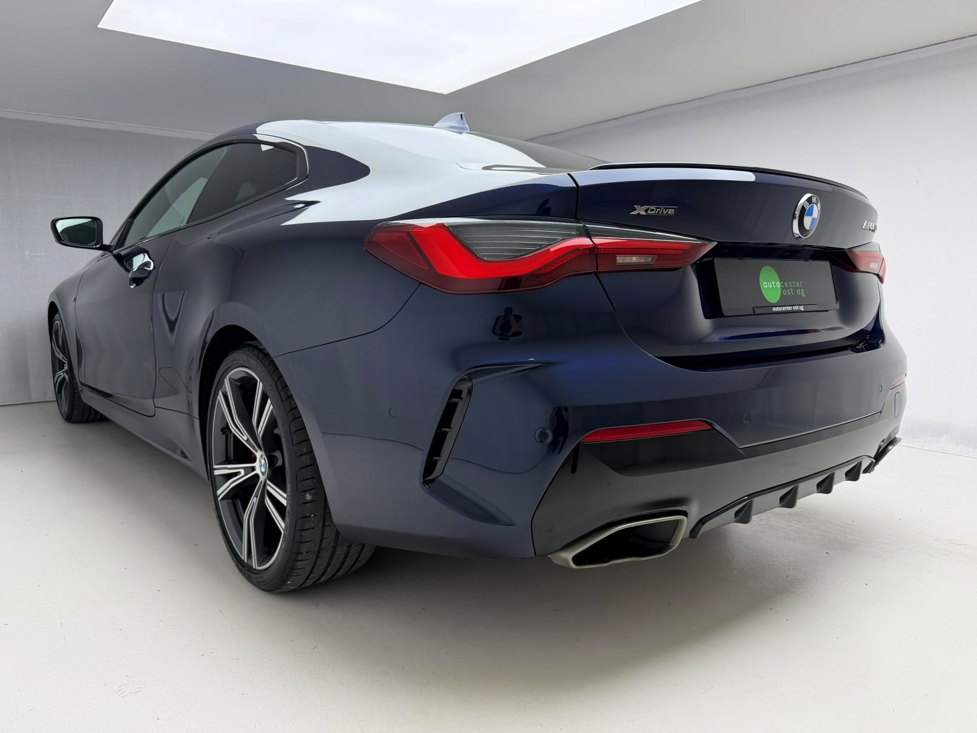 BMW M440i xDrive 48V Coupé Steptronic-image-6