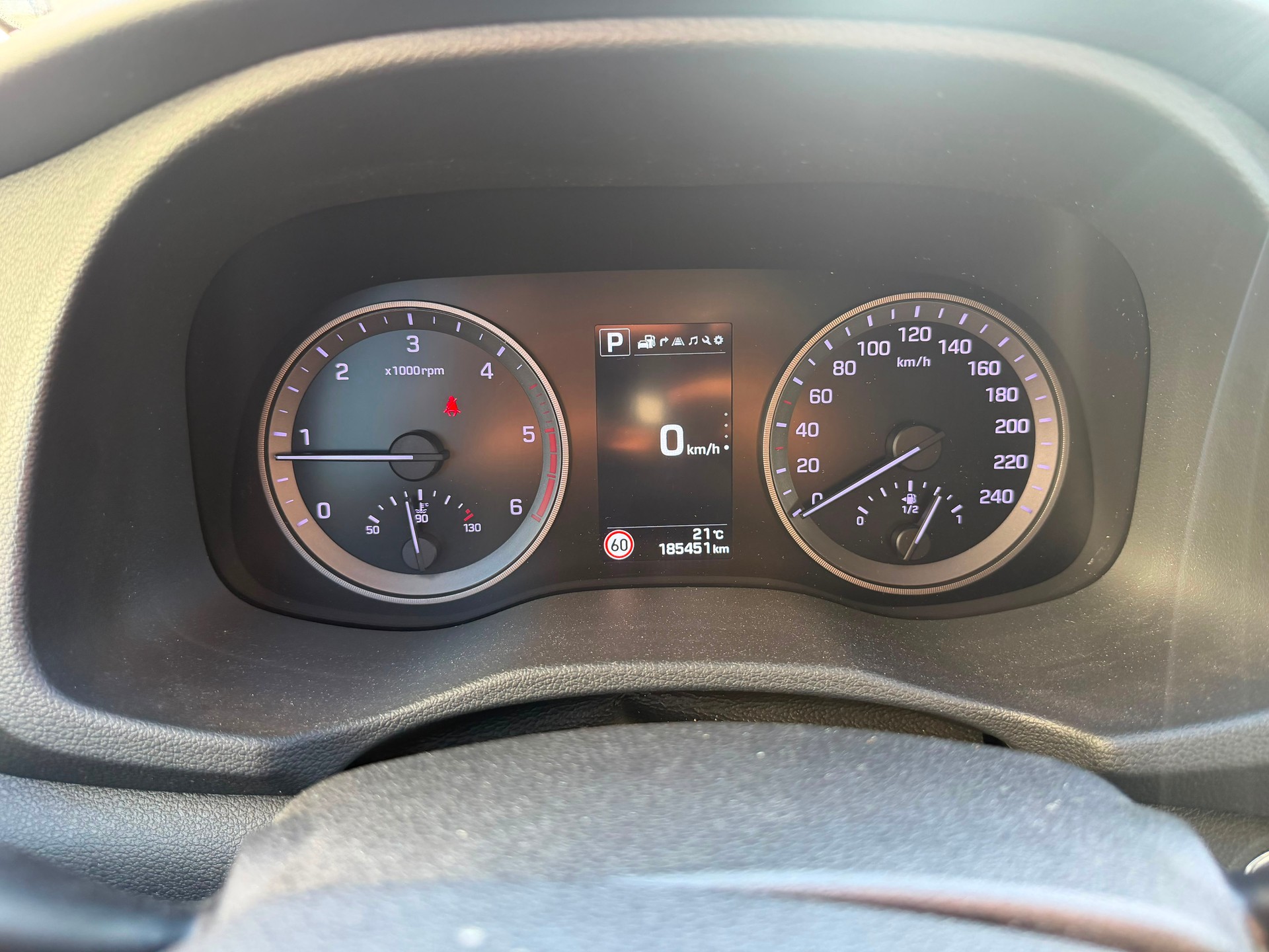 HYUNDAI Tucson 2.0 CRDI Vertex 4WD Automatic-image-10